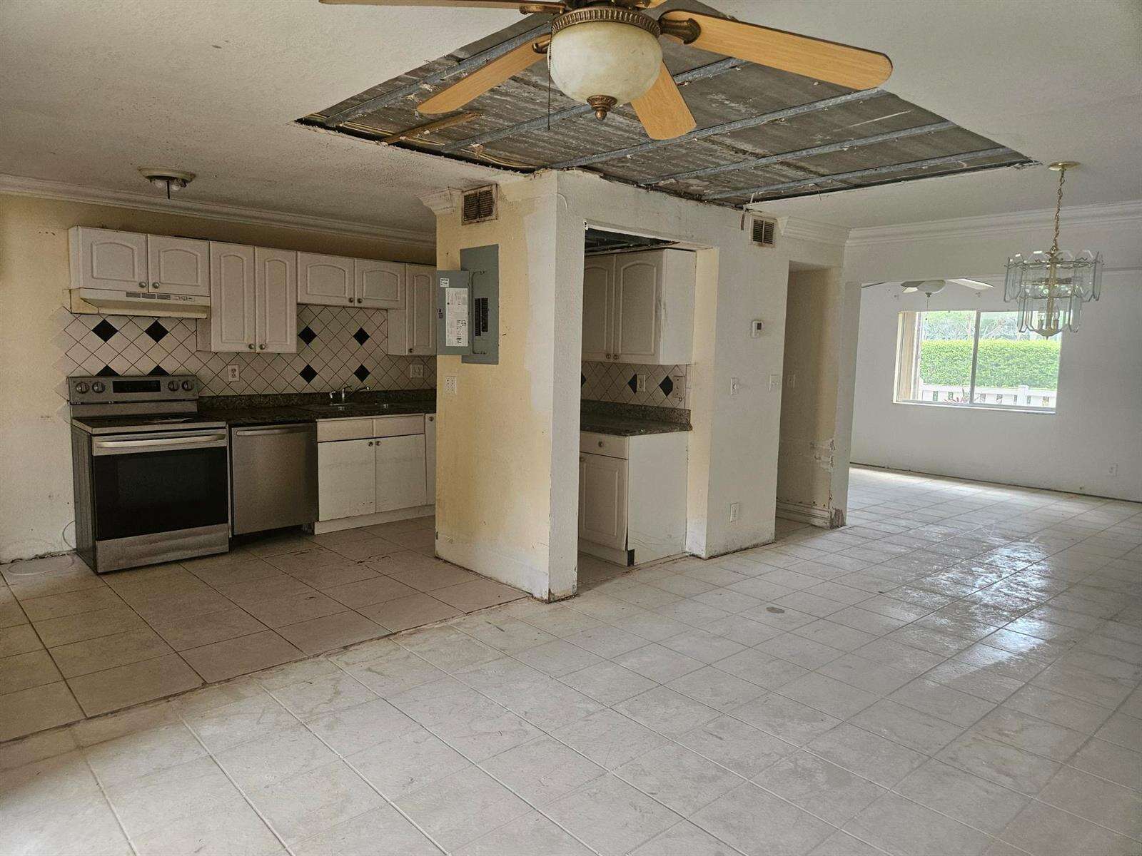 Townhomes Of Oriole Ii Nly 22 Of S 132 58 Of The Fol A Pt Of Par 1 Of Oriole Golf Tennis Club Sec 4 | Unit #F Unit #F | Picture 6
