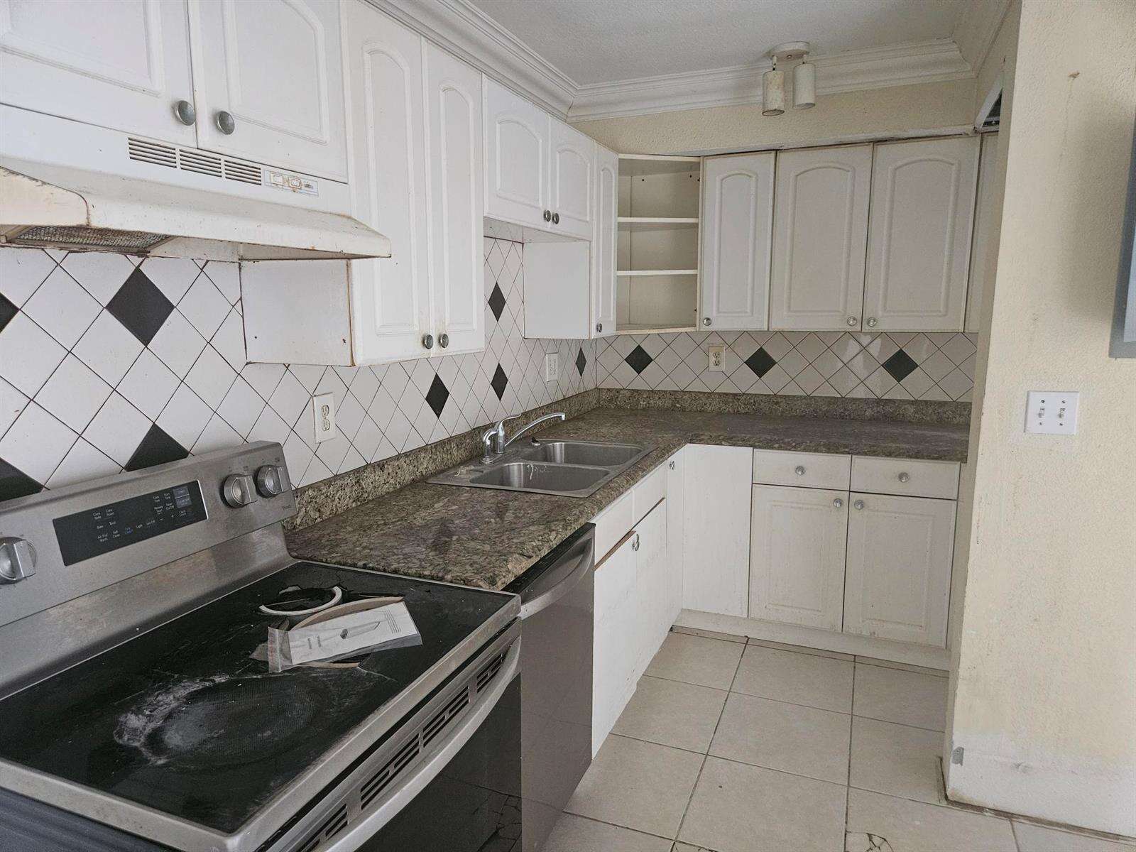 Townhomes Of Oriole Ii Nly 22 Of S 132 58 Of The Fol A Pt Of Par 1 Of Oriole Golf Tennis Club Sec 4 | Unit #F Unit #F | Picture 7