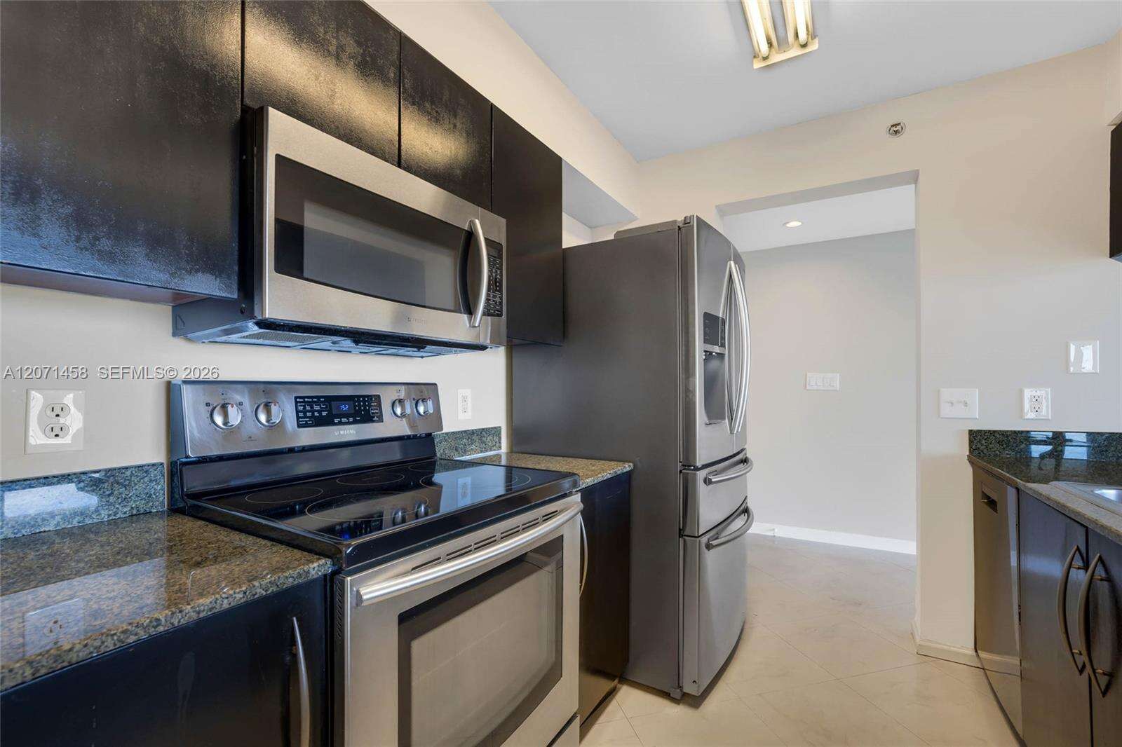 The Club At Brickell Bay Plaza | Unit #3001 Unit #3001 | Picture 11