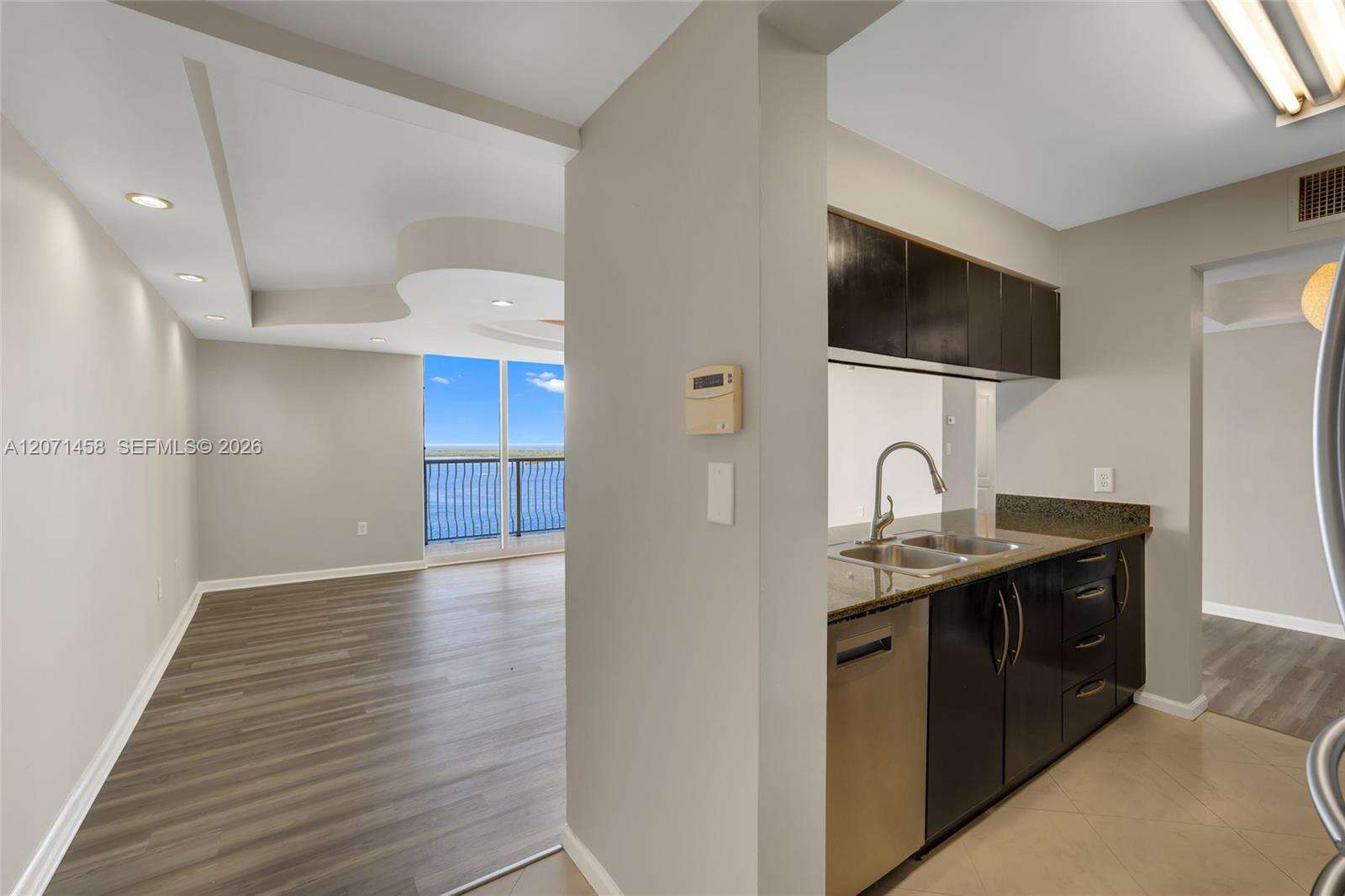 The Club At Brickell Bay Plaza | Unit #3001 Unit #3001 | Picture 7