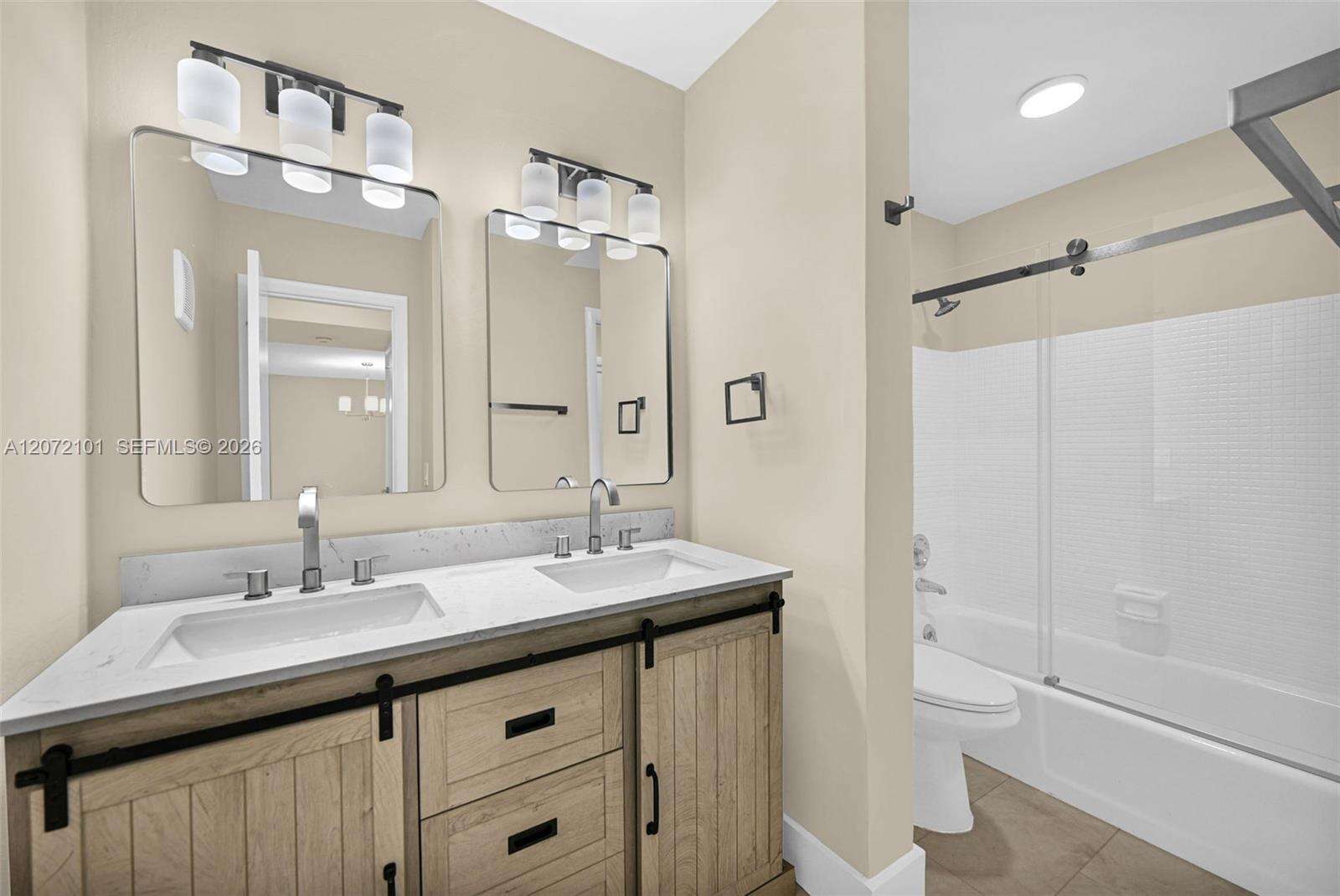 First Gulfstream Garden Apts | Unit #206B Unit #206B | Picture 17