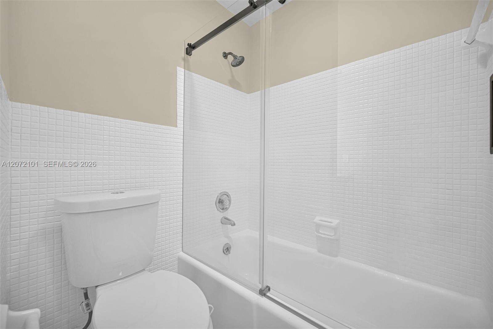 First Gulfstream Garden Apts | Unit #206B Unit #206B | Picture 19