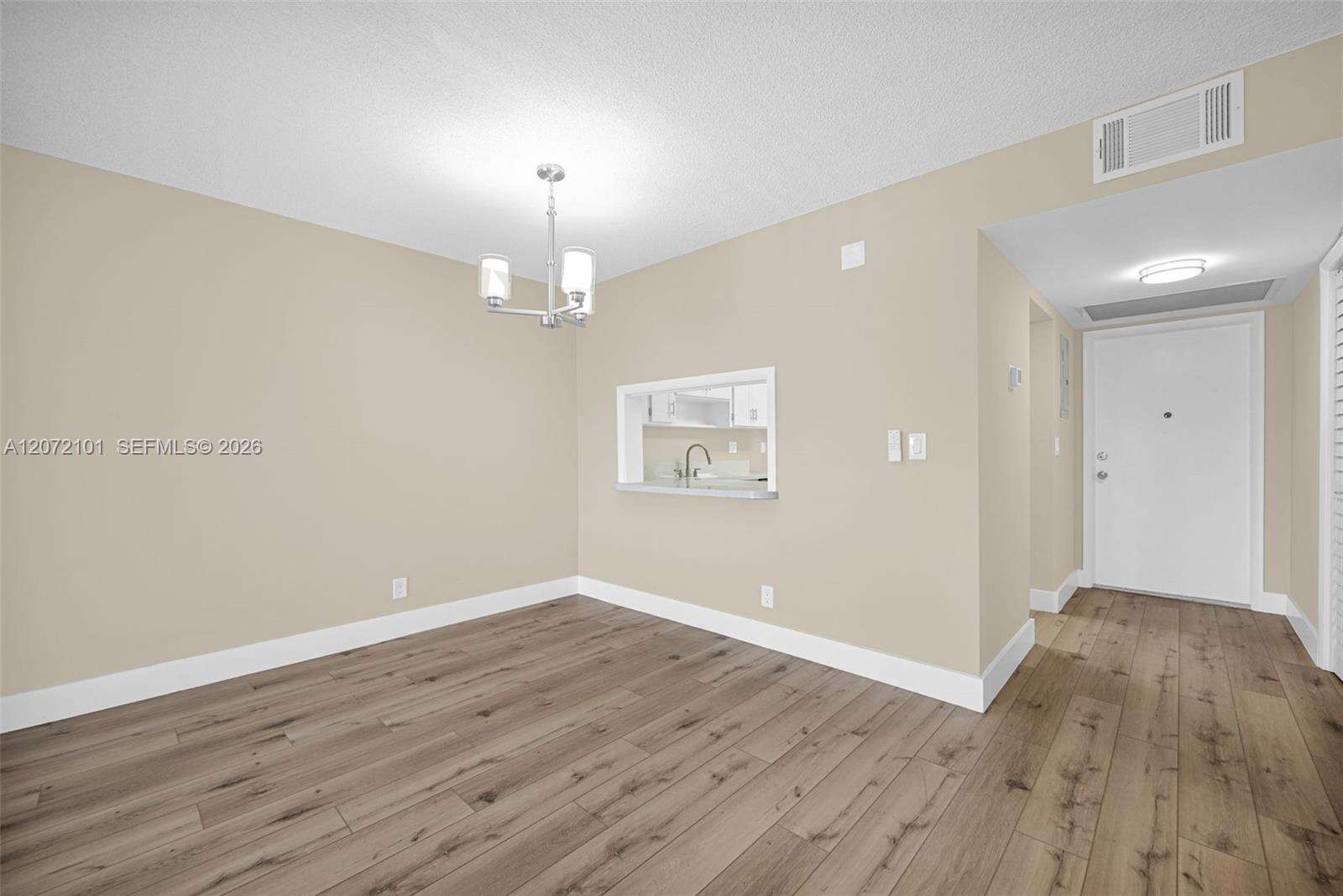 First Gulfstream Garden Apts | Unit #206B Unit #206B | Picture 5