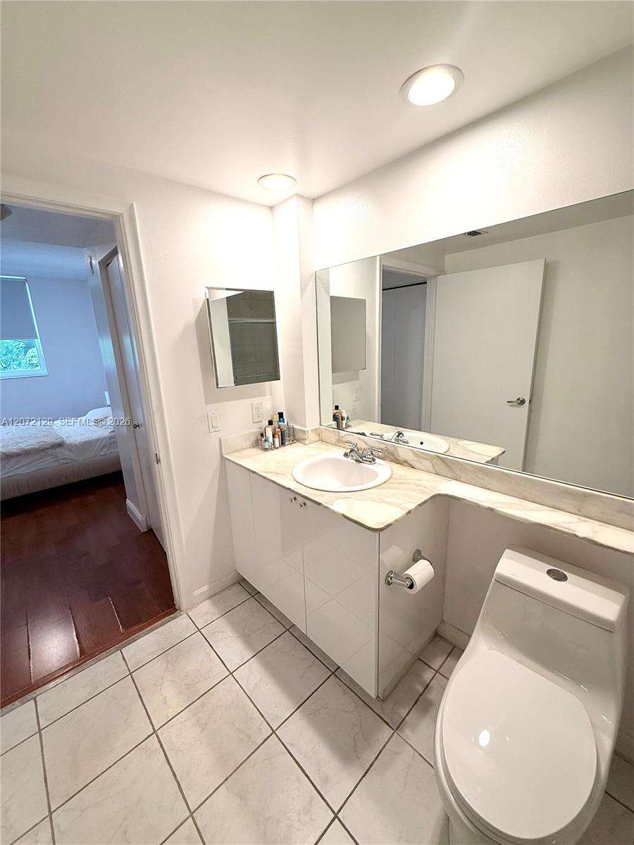 Venture At Aventura West | Unit #313 Unit #313 | Picture 7