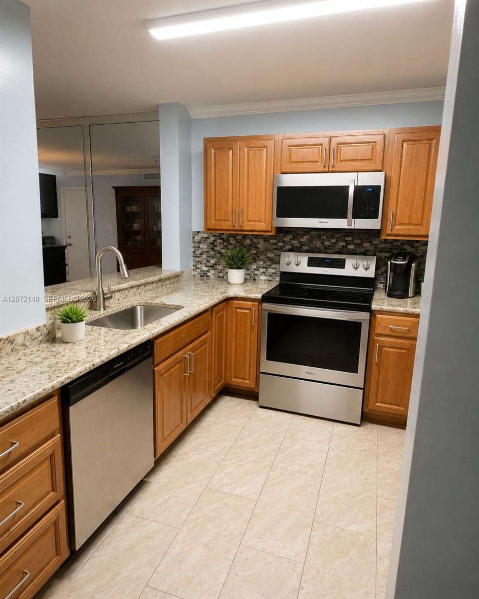 Sunrise Island Condominium Ii | Unit #403 Unit #403 | Picture 7