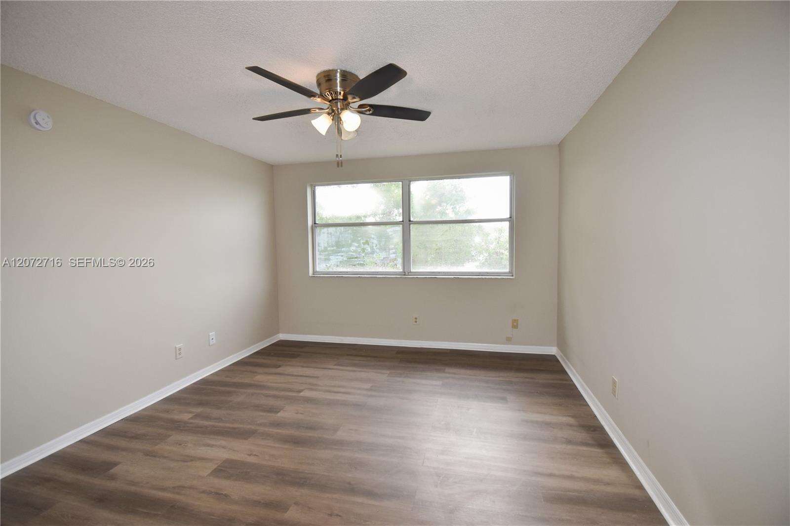 Sunrise Lakes 208 | Unit #405 Unit #405 | Picture 17