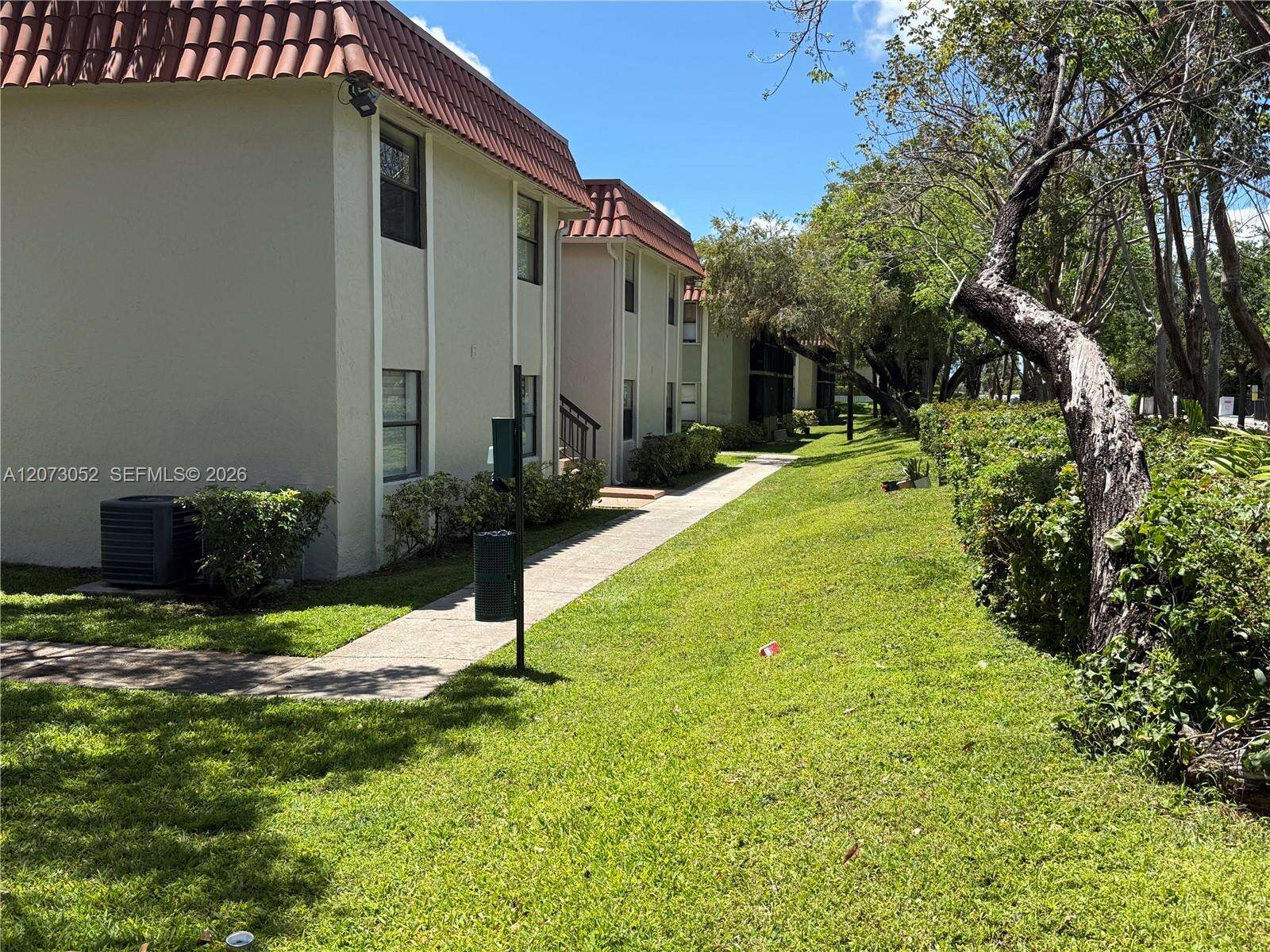 Banyan Tree Four | Unit #101 Unit #101 | Picture 16