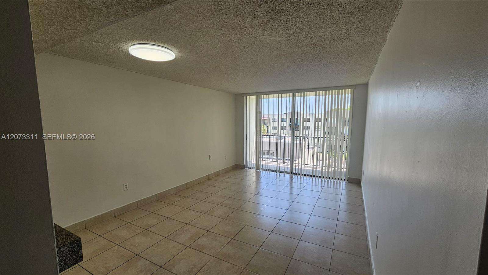 Peppermill Kendale Lk S W | Unit #A411 Unit #A411 | Picture 4