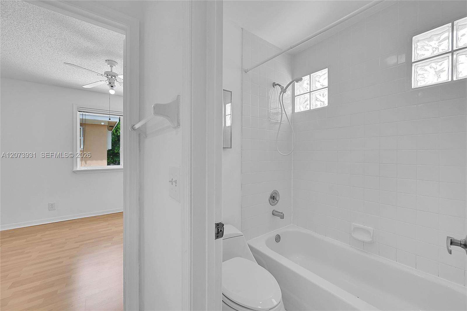 Portofino Condominium Section 2 | Unit #48-M Unit #48-M | Picture 23