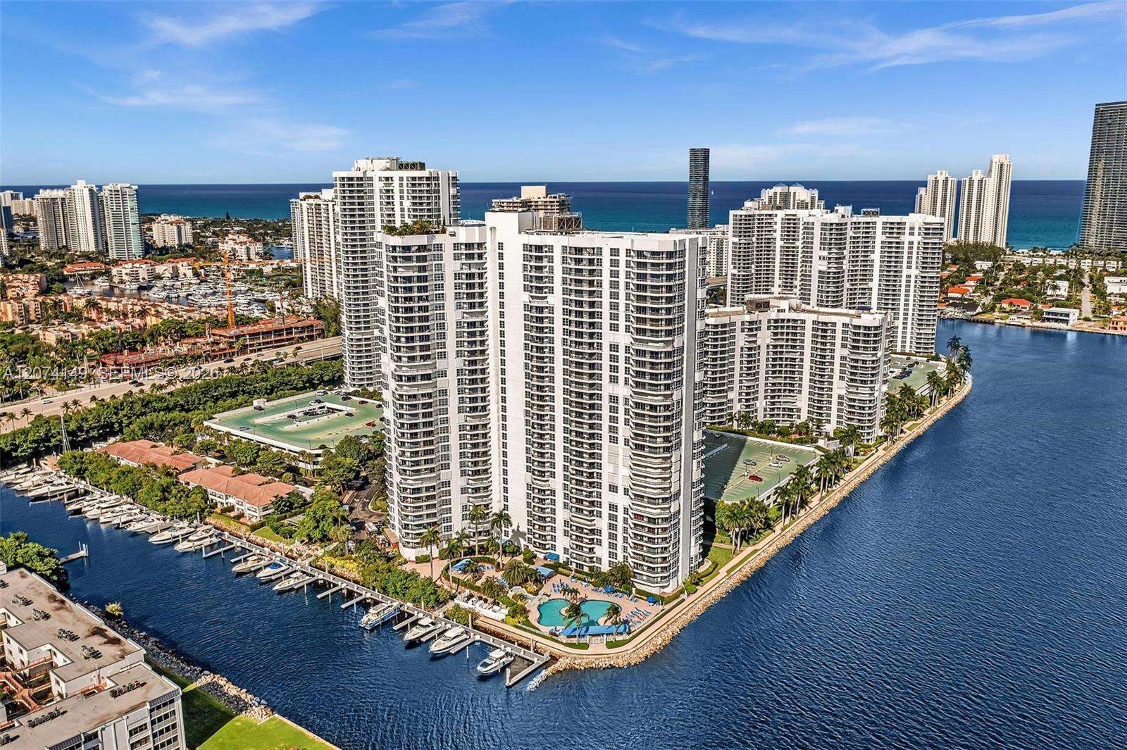 Mystic Pointe Tower 500 | Unit #411 Unit #411 | Picture 2