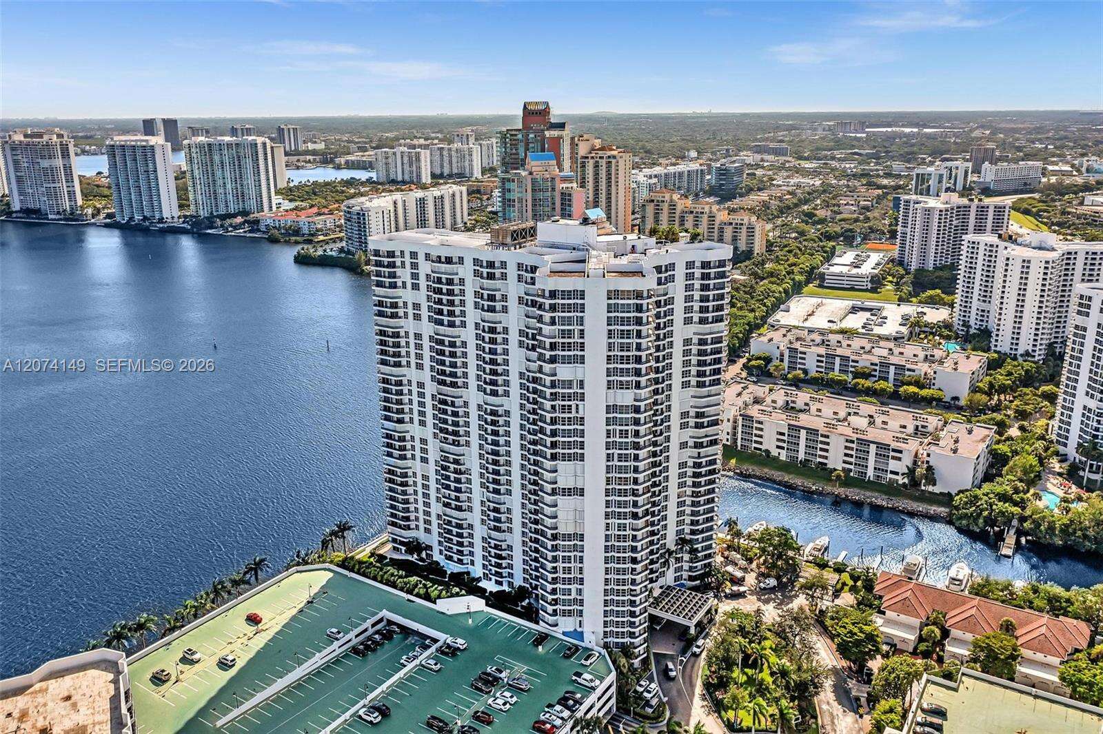 Mystic Pointe Tower 500 | Unit #411 Unit #411 | Picture 3