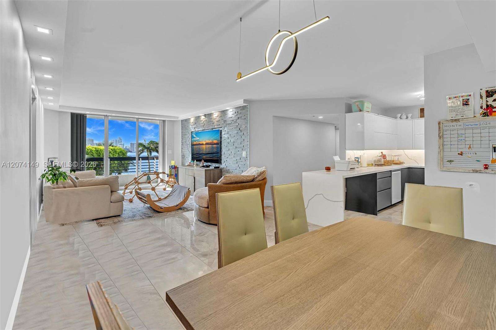 Mystic Pointe Tower 500 | Unit #411 Unit #411 | Picture 25