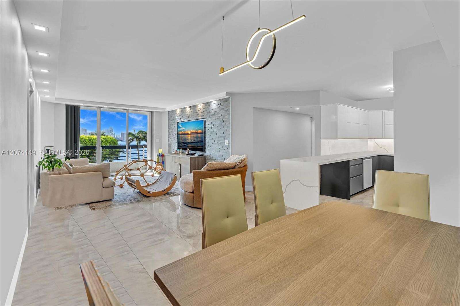 Mystic Pointe Tower 500 | Unit #411 Unit #411 | Picture 26