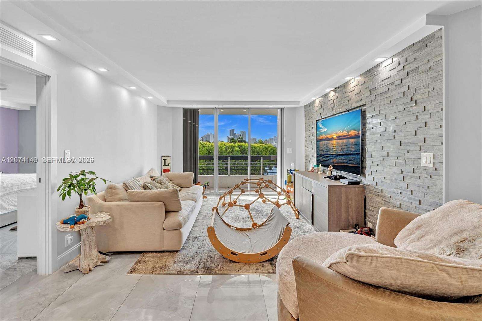 Mystic Pointe Tower 500 | Unit #411 Unit #411 | Picture 30