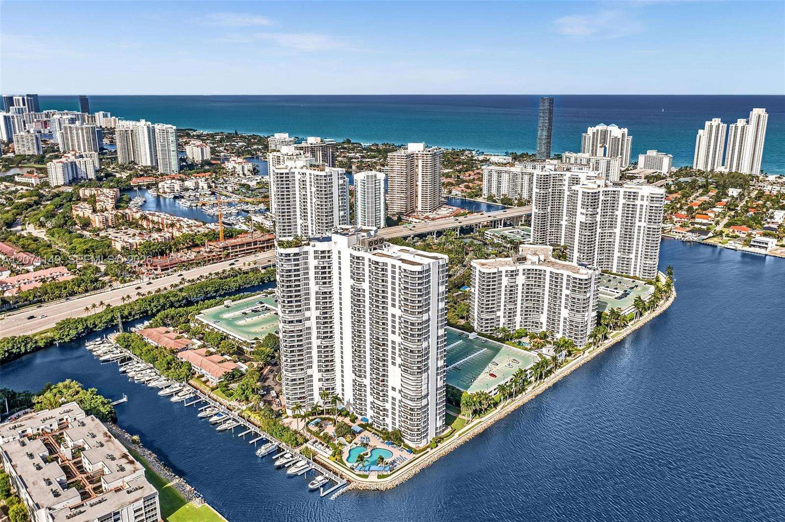 Mystic Pointe Tower 500 | Unit #411 Unit #411 | Picture 5