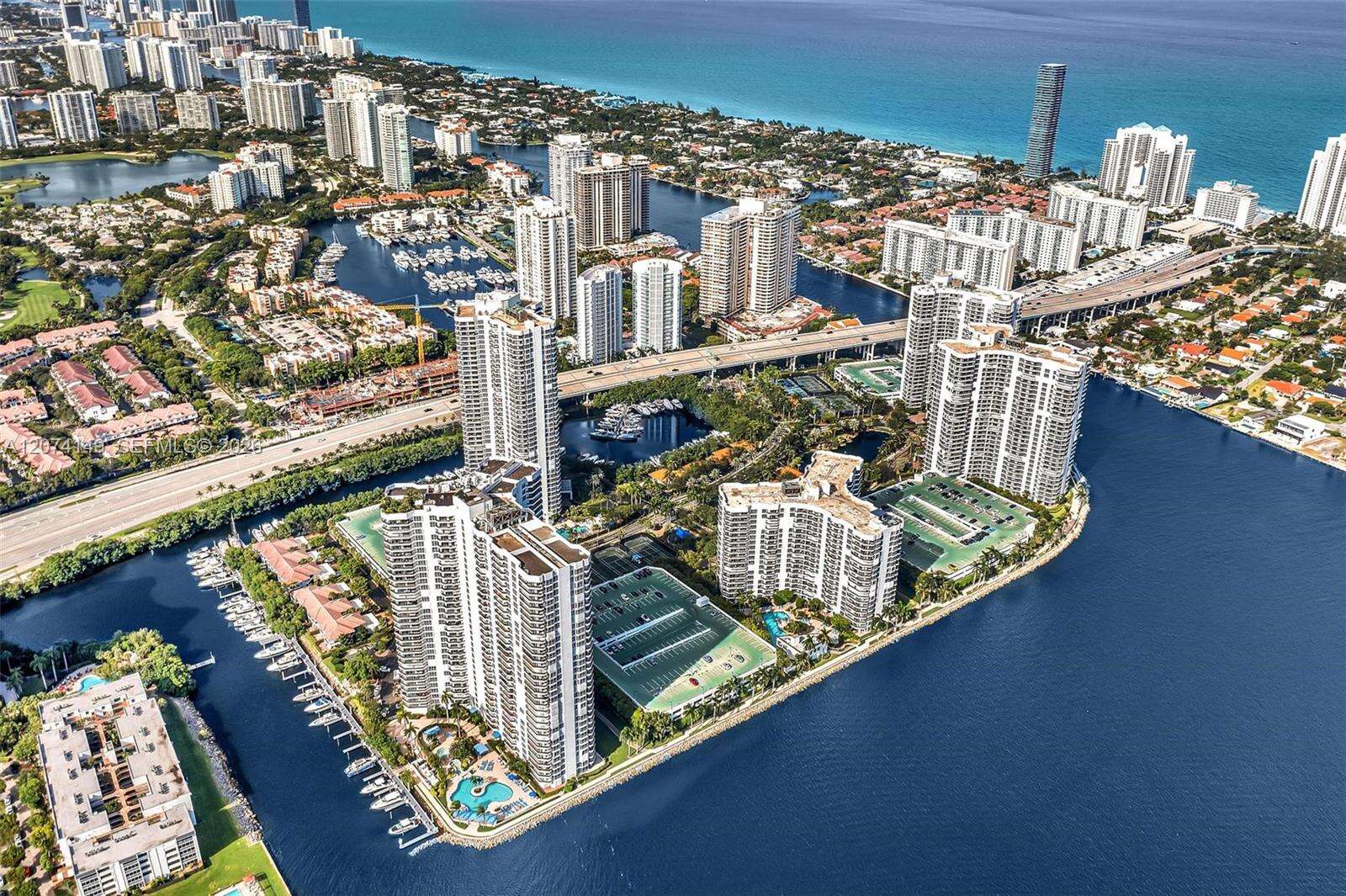 Mystic Pointe Tower 500 | Unit #411 Unit #411 | Picture 6