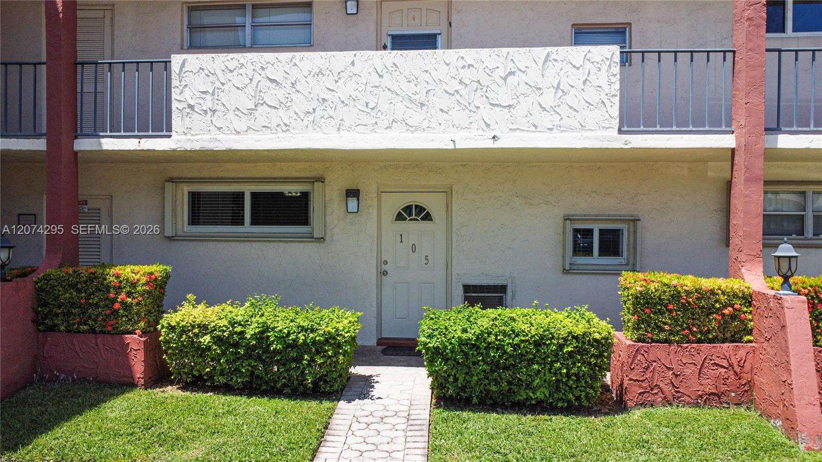 Hollybrook Golf And Tennis Club | Unit #105 Unit #105 | Picture 1