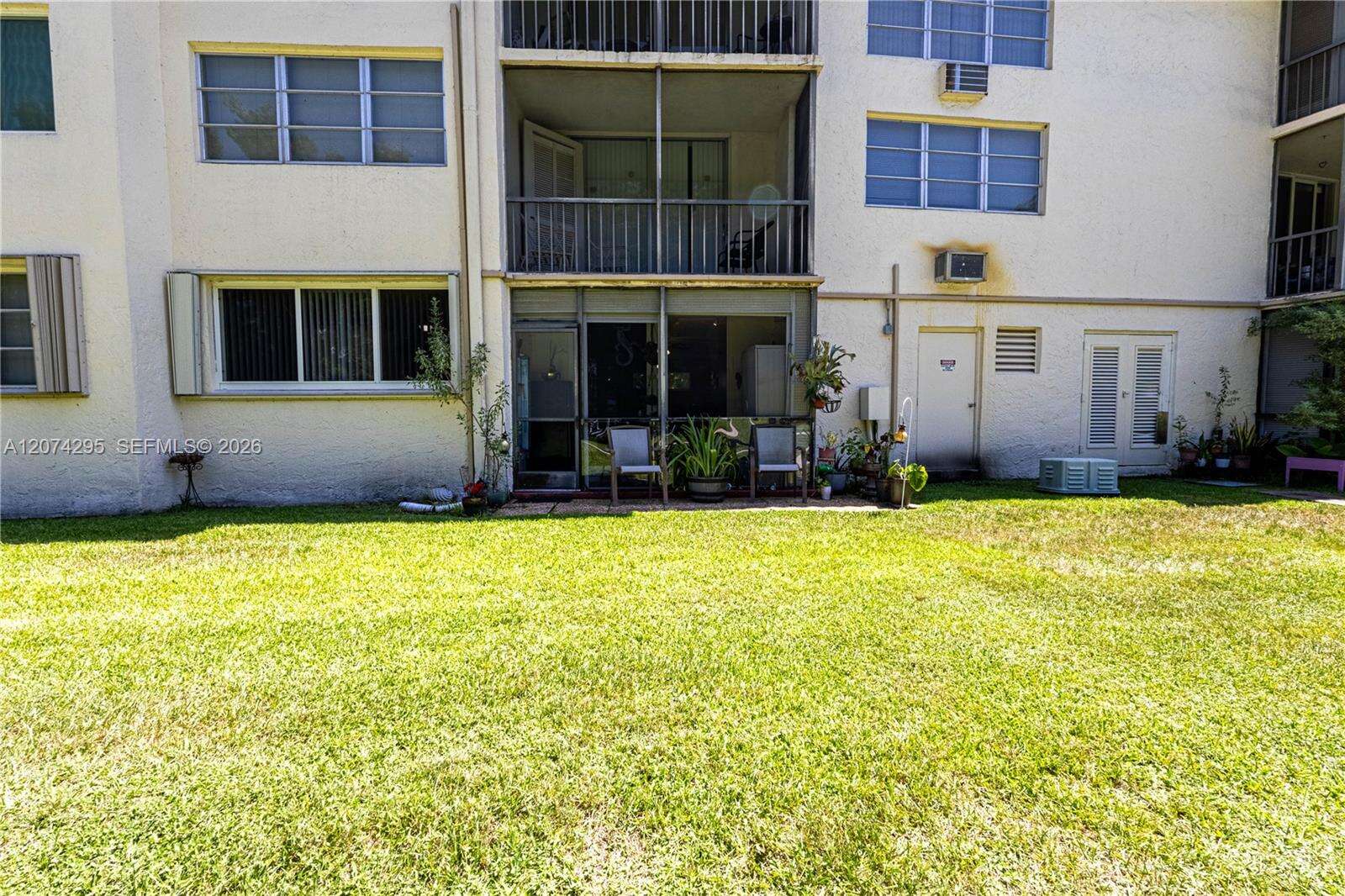 Hollybrook Golf And Tennis Club | Unit #105 Unit #105 | Picture 14