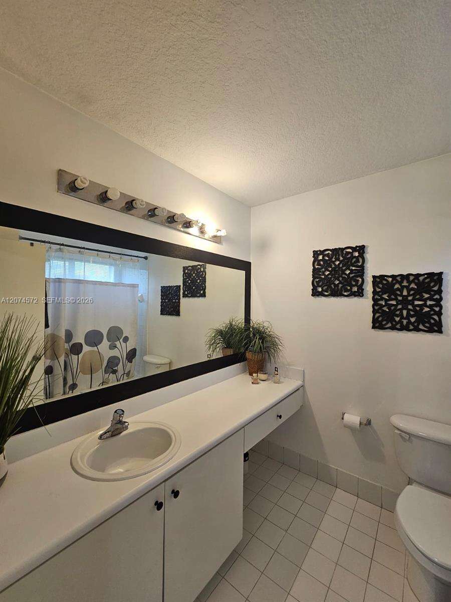 Washington Court Villas | Unit #27-D Unit #27-D | Picture 8
