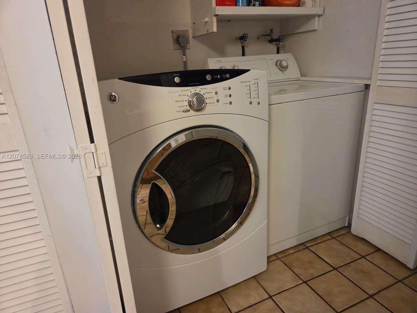 Woods Landing Condo Ph Ii | Unit #14F Unit #14F | Picture 17