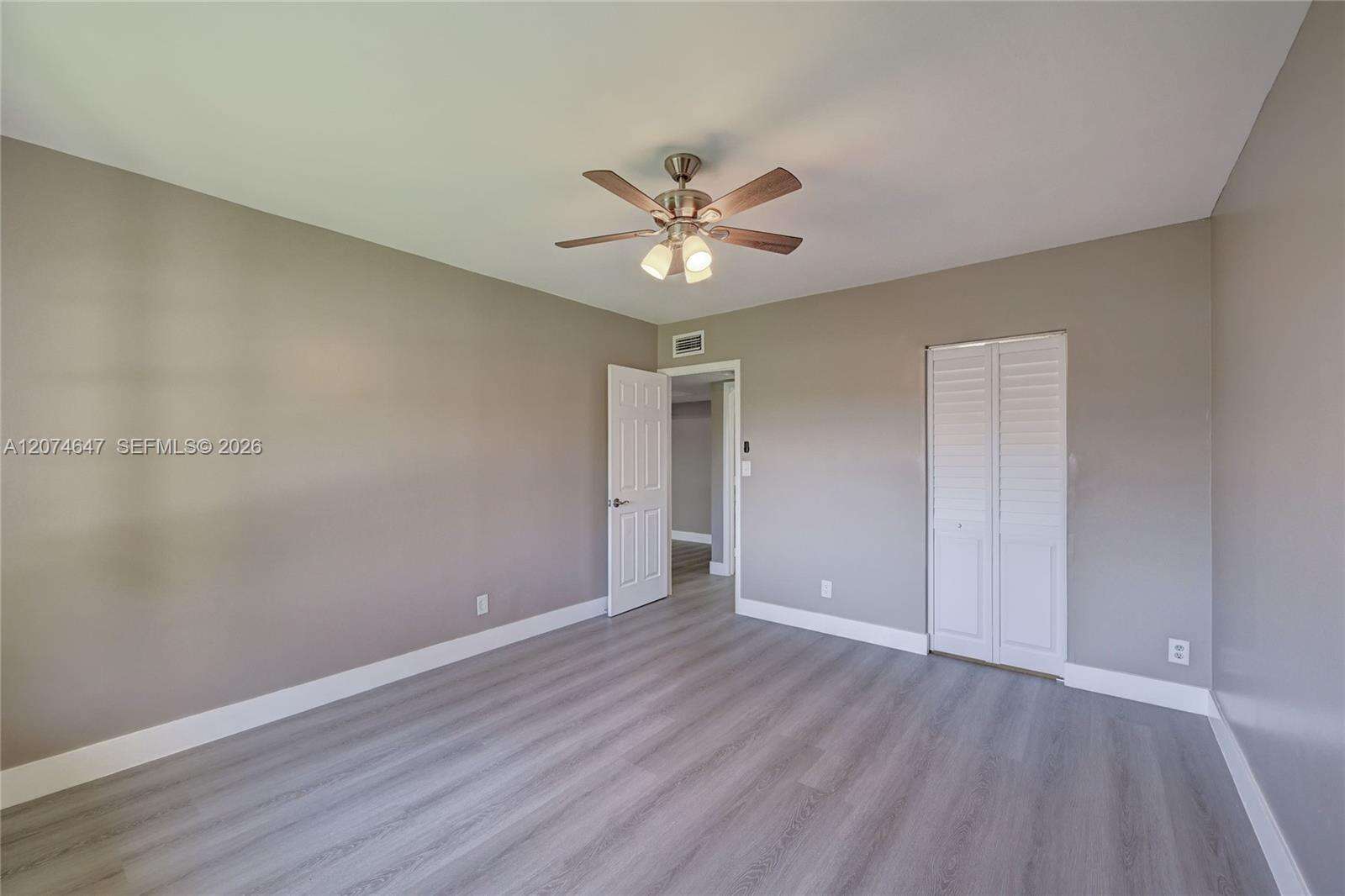 Coral Gardens | Unit #303-B Unit #303-B | Picture 26