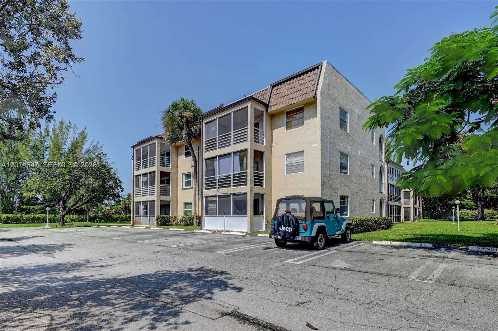 Coral Gardens | Unit #303-B Unit #303-B | Picture 29