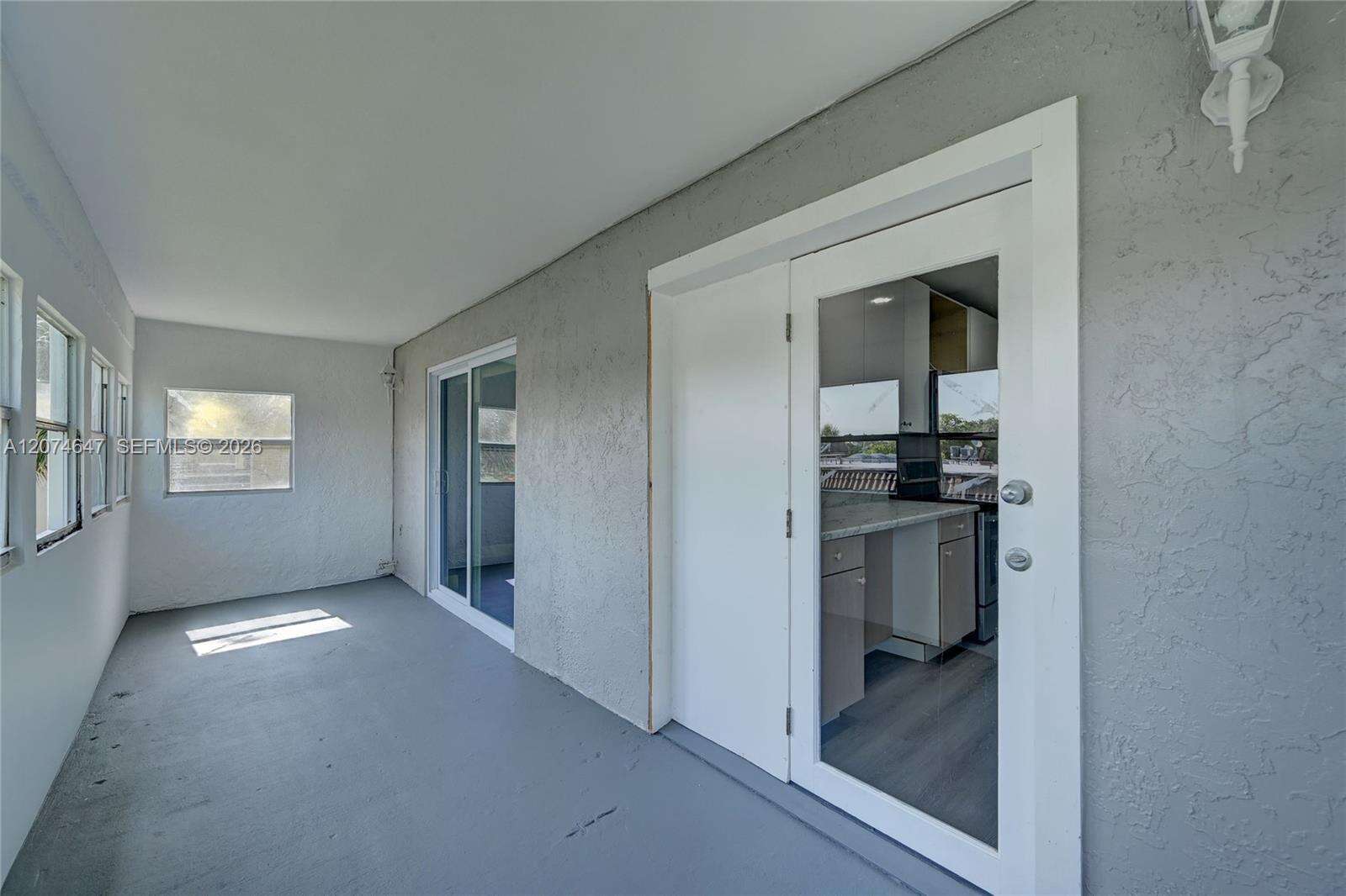 Coral Gardens | Unit #303-B Unit #303-B | Picture 7