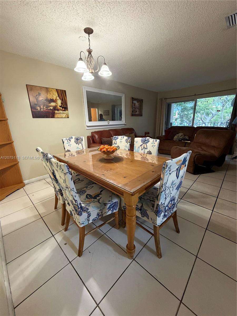 Villa Encantada Condo No 2 | Unit #201 Unit #201 | Picture 12