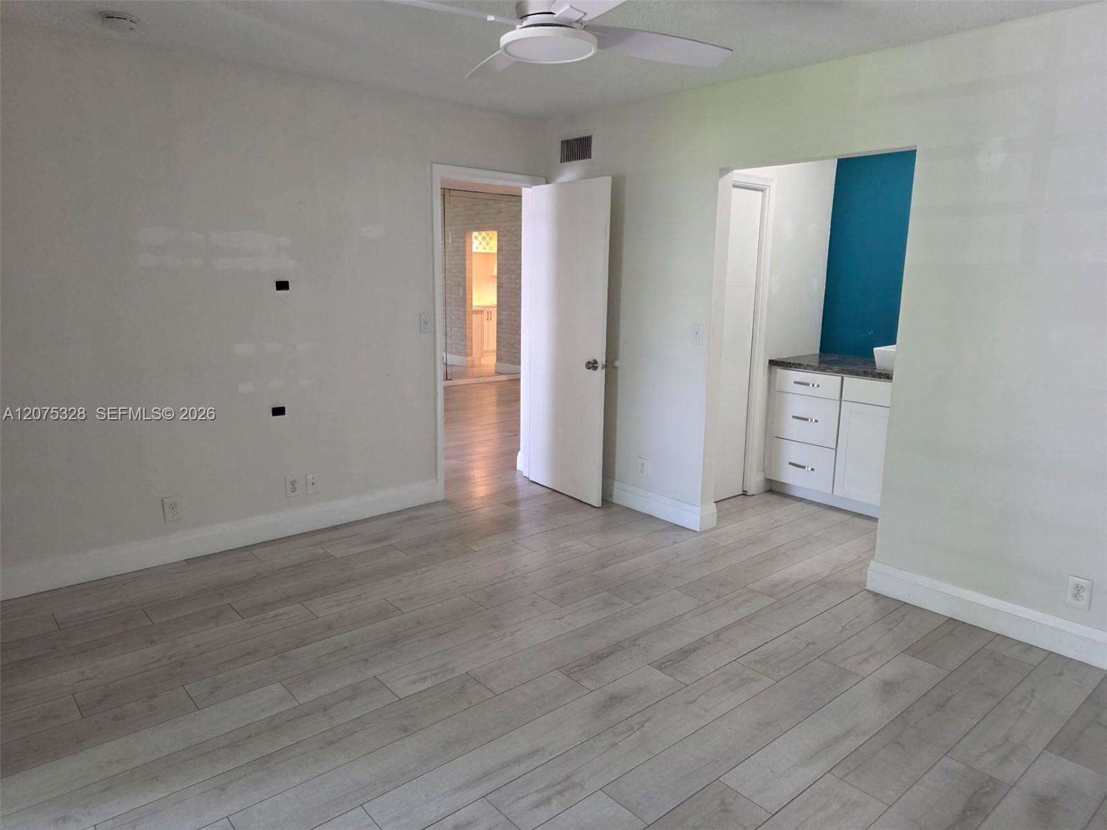 Forest Hills Condo North | Unit #305 Unit #305 | Picture 31