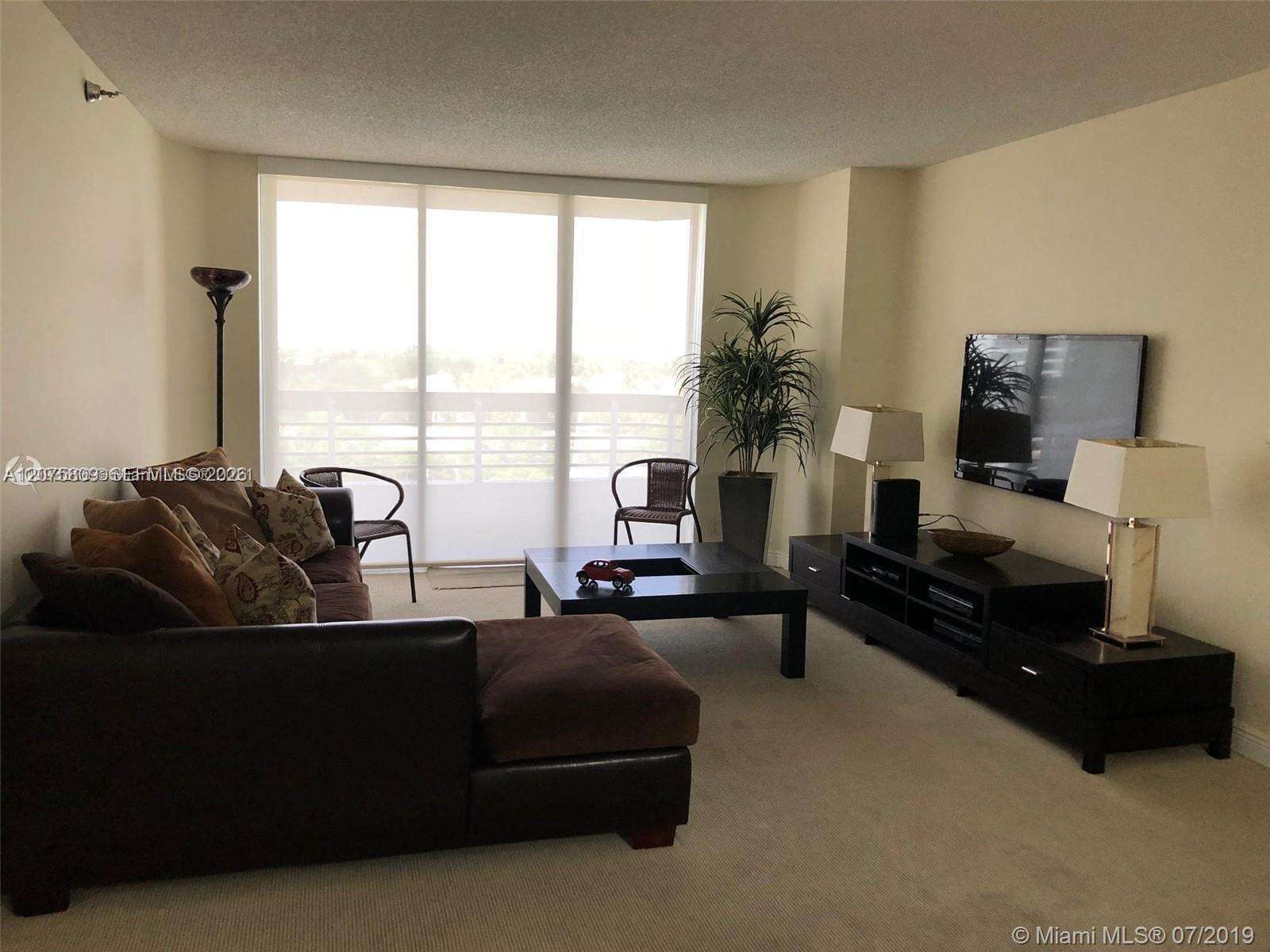Mystic Pointe Tower 500 | Unit #1008 Unit #1008 | Picture 6