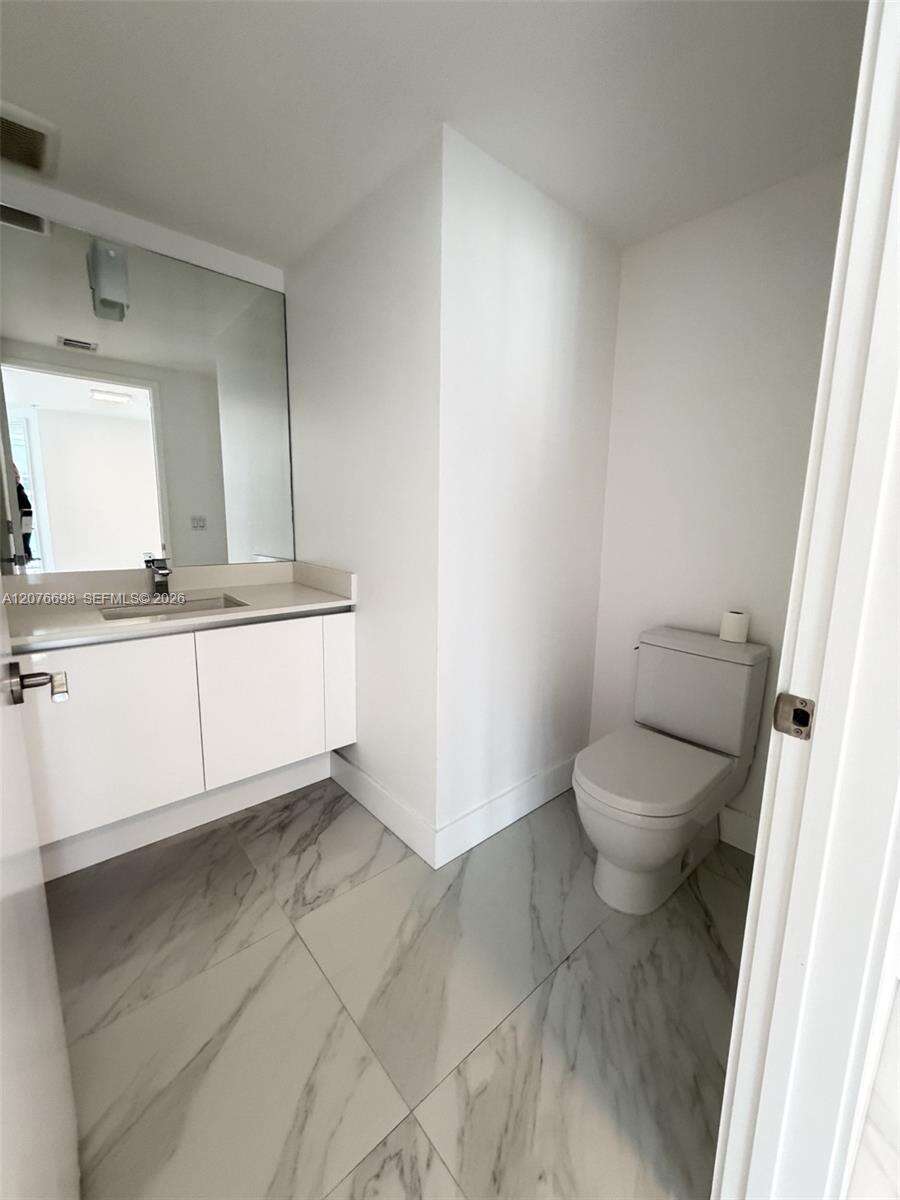 Parque Towers | Unit #5-1008 Unit #5-1008 | Picture 21