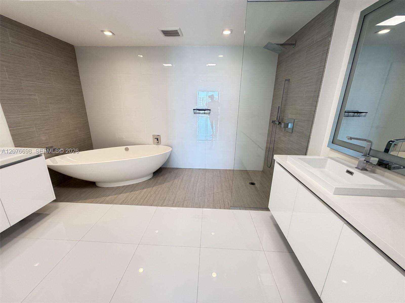 Parque Towers | Unit #5-1008 Unit #5-1008 | Picture 22