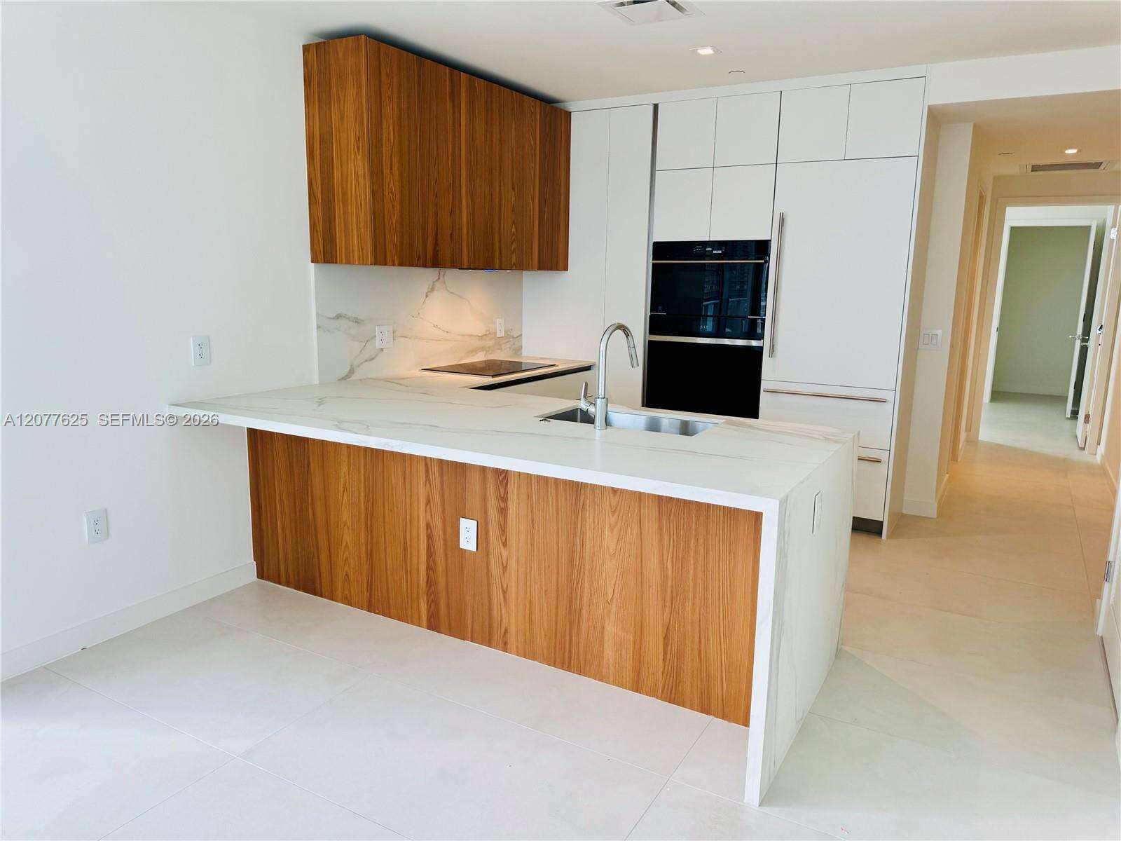 Casa Bella Residences Developer | Unit #1802 Unit #1802 | Picture 12