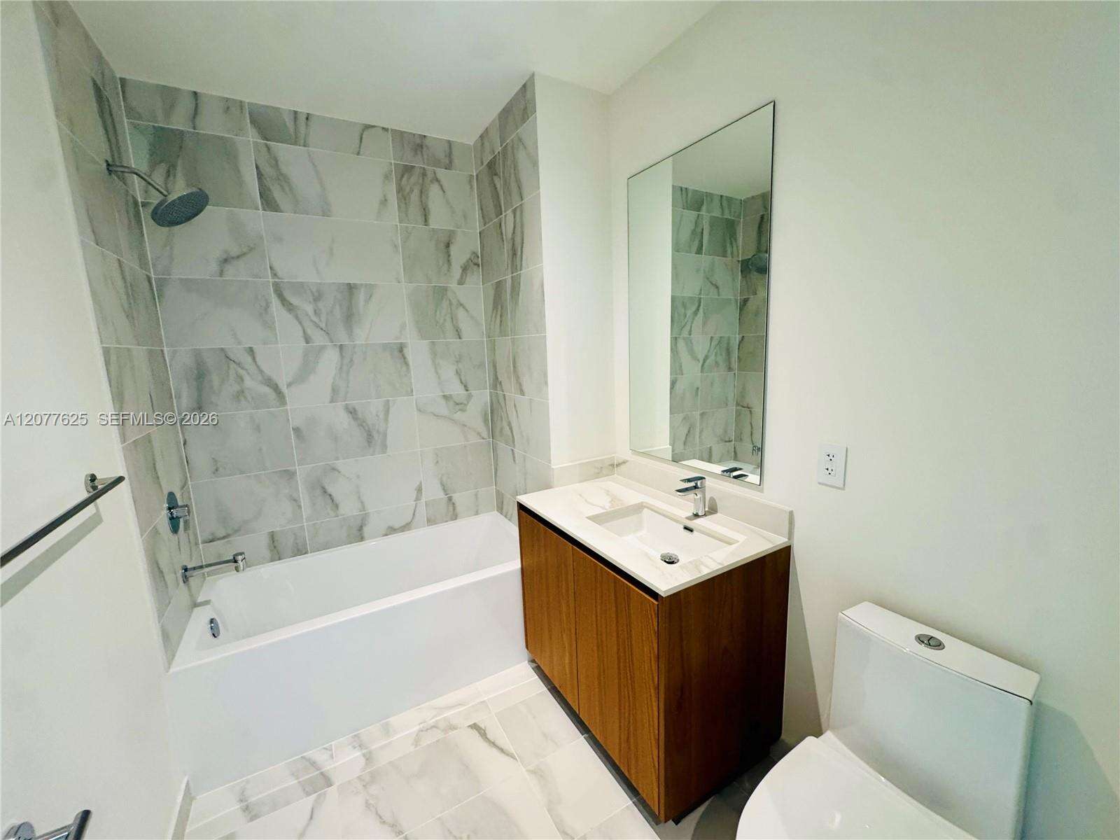 Casa Bella Residences Developer | Unit #1802 Unit #1802 | Picture 19