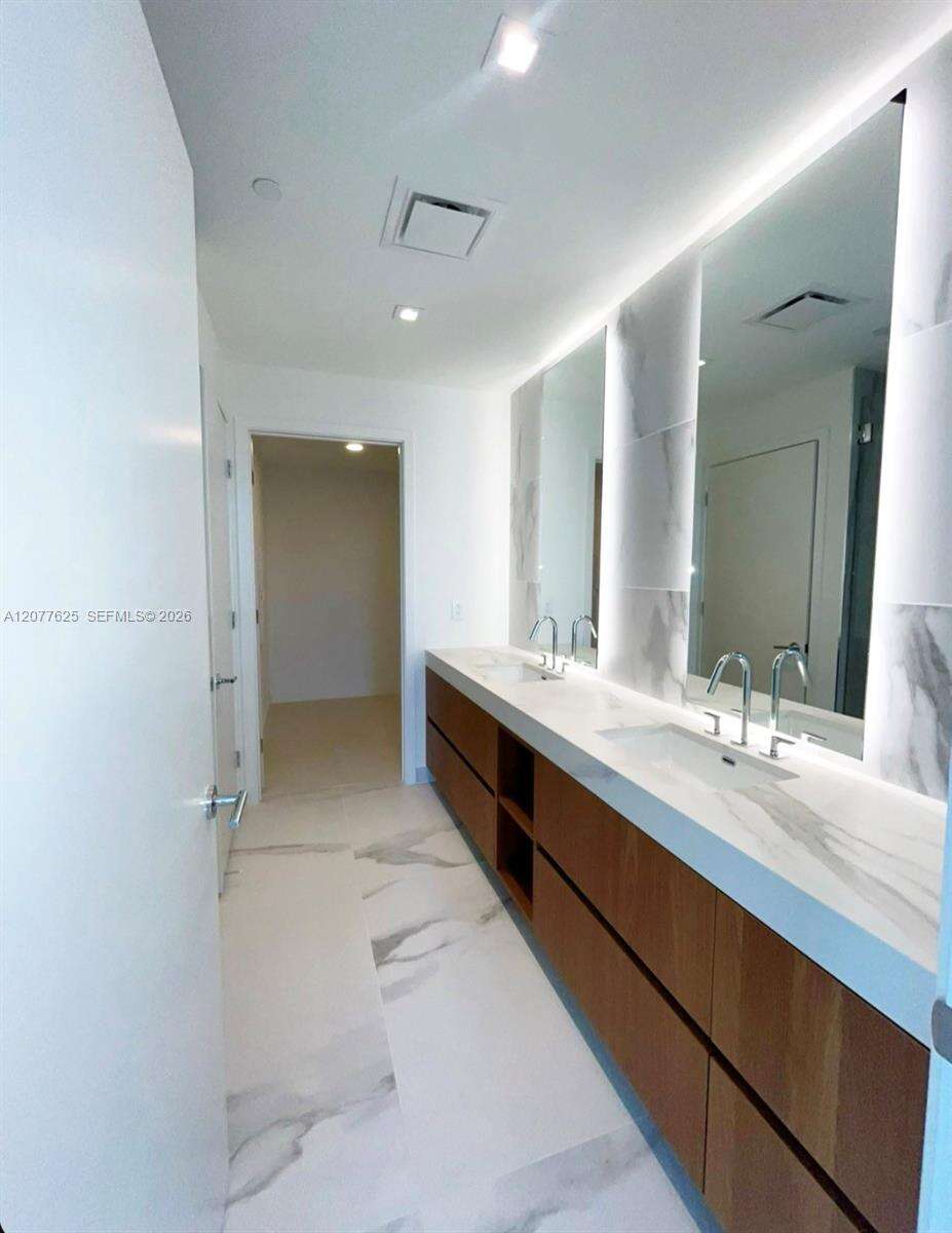 Casa Bella Residences Developer | Unit #1802 Unit #1802 | Picture 22