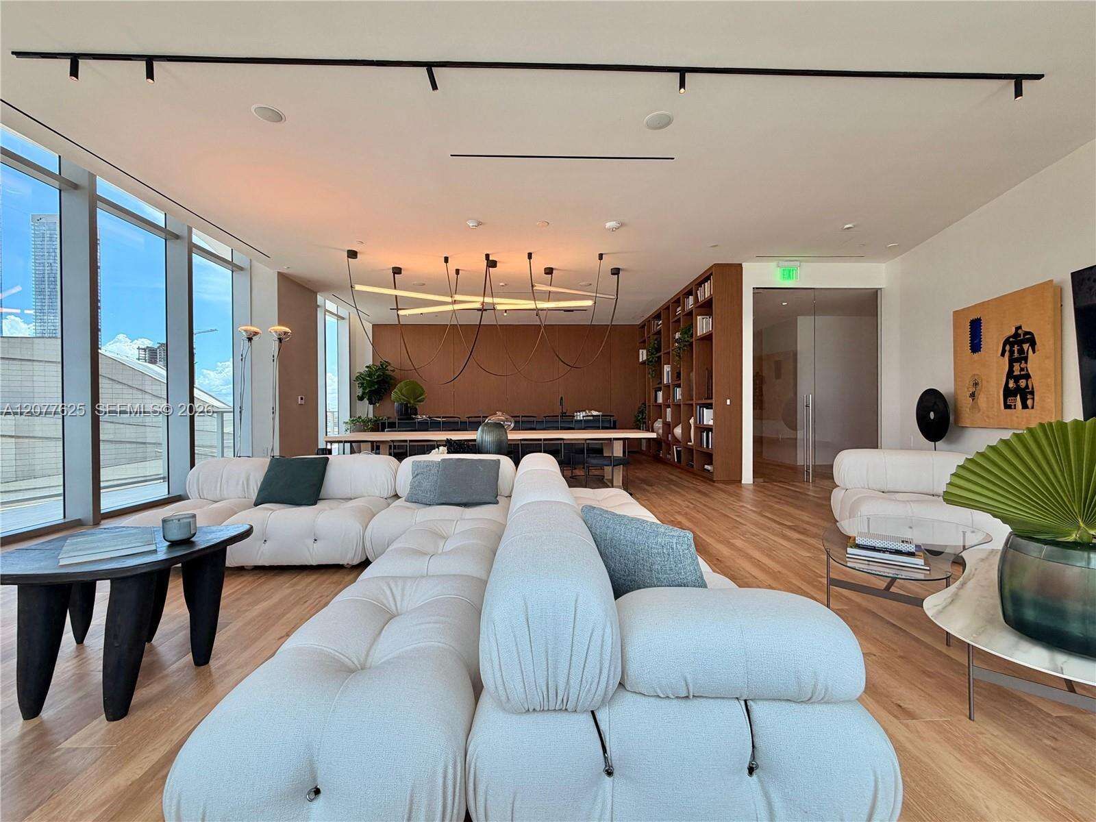 Casa Bella Residences Developer | Unit #1802 Unit #1802 | Picture 25