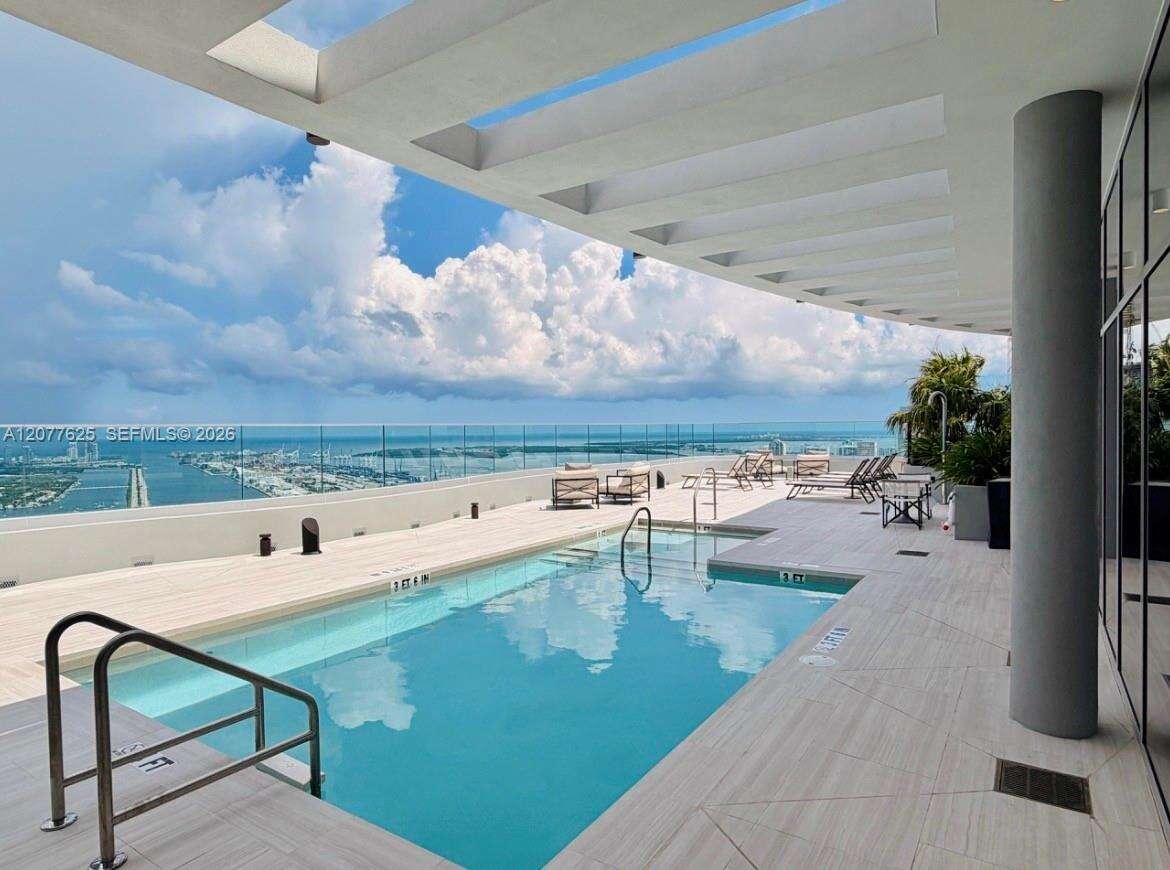 Casa Bella Residences Developer | Unit #1802 Unit #1802 | Picture 37