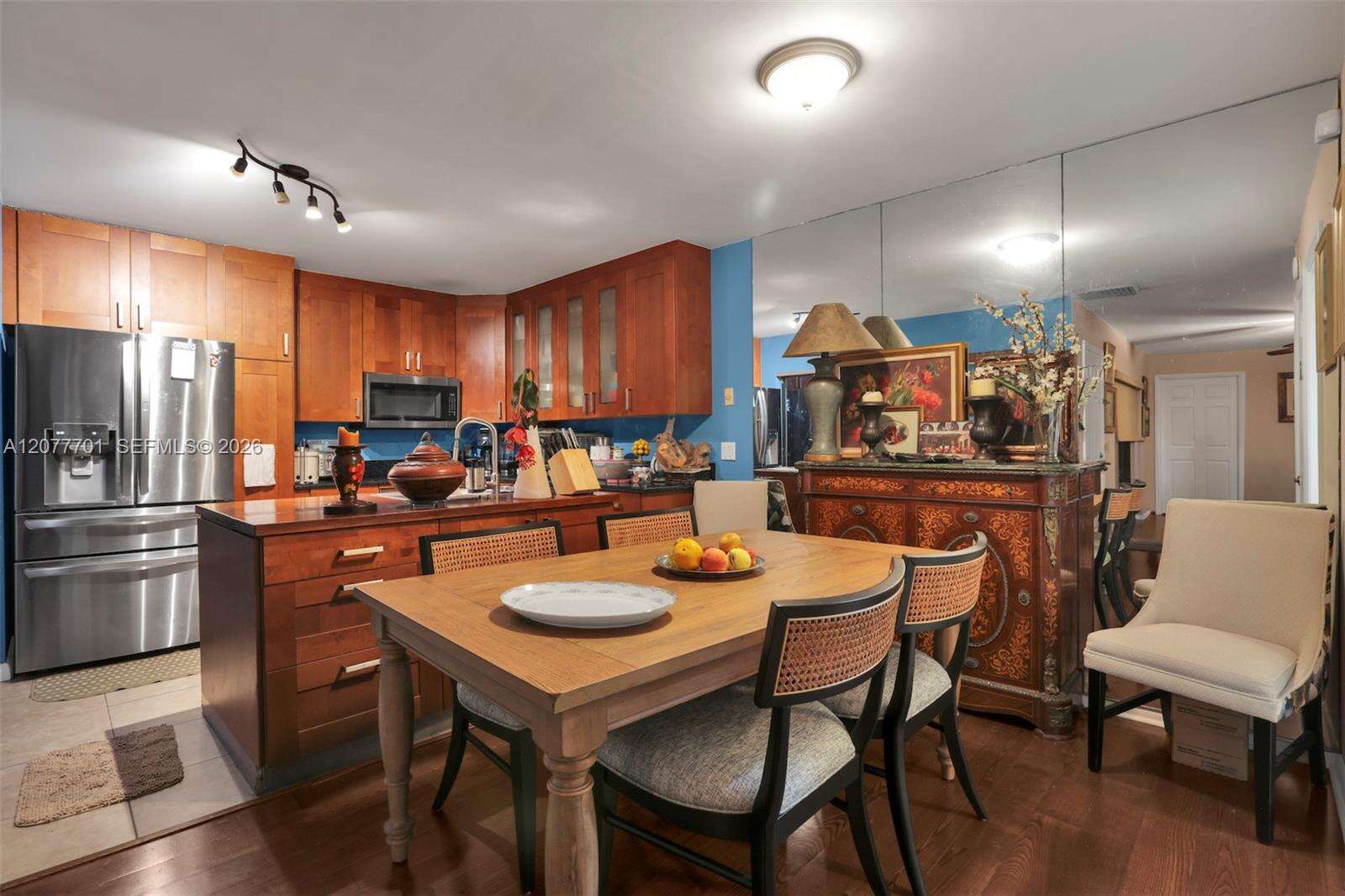 Pine Island Ridge Section Eight | Unit #A Unit #A | Picture 5