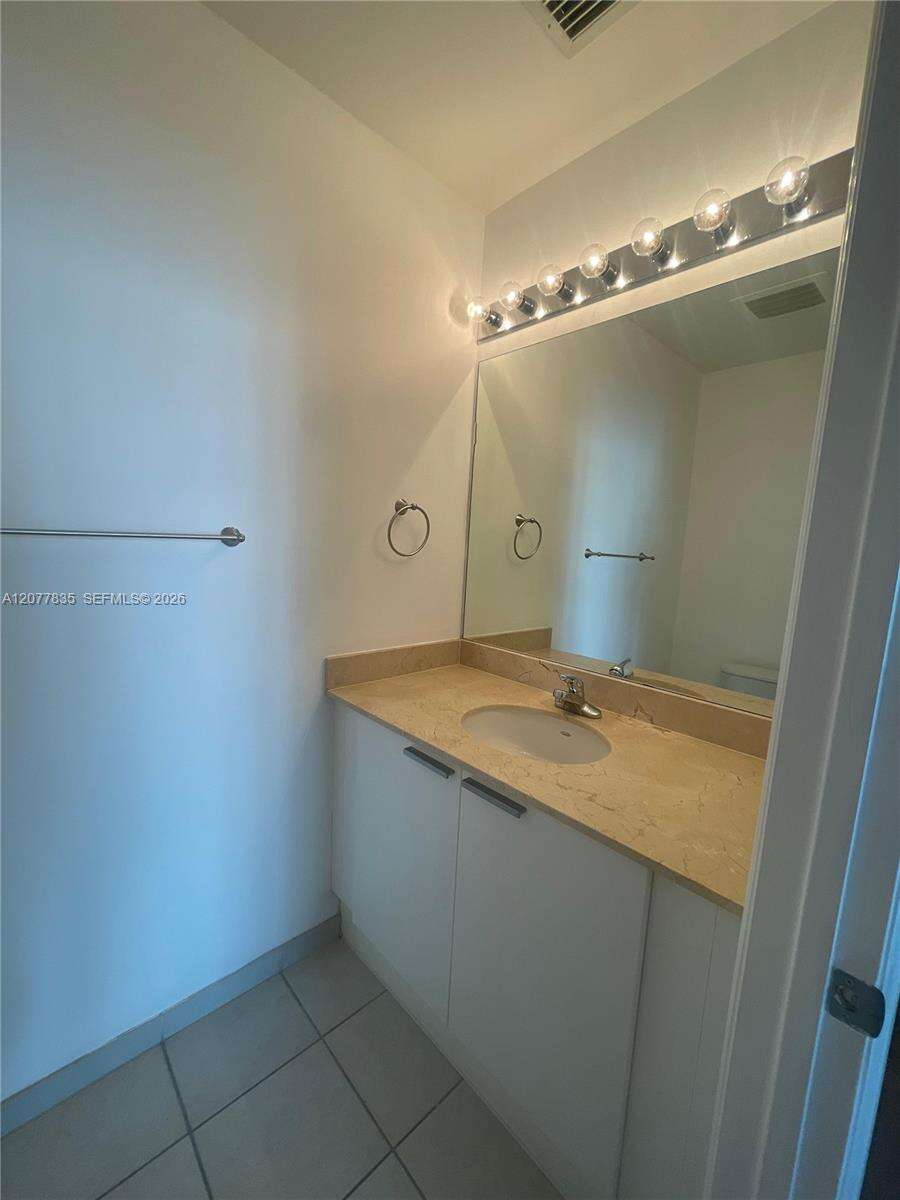 Hollywood Station Res | Unit #1016 Unit #1016 | Picture 11