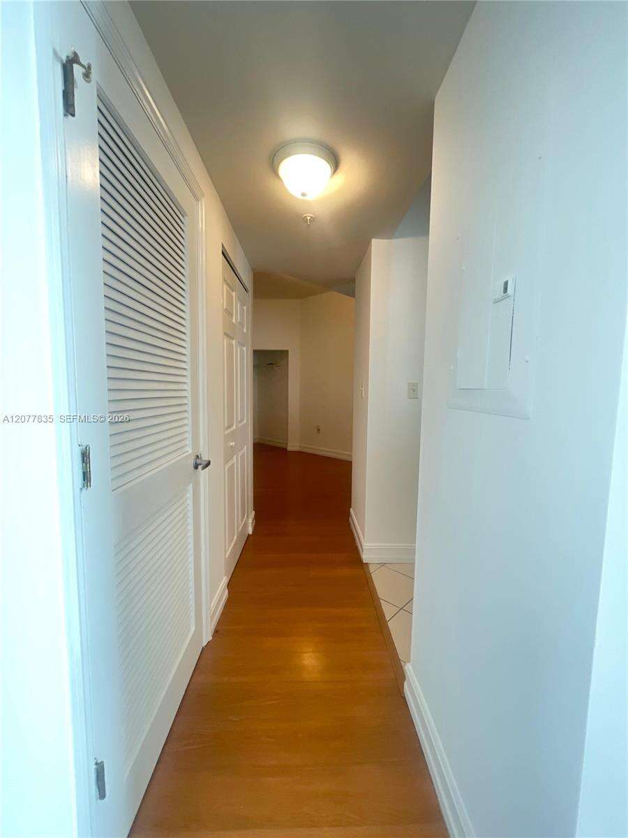 Hollywood Station Res | Unit #1016 Unit #1016 | Picture 5