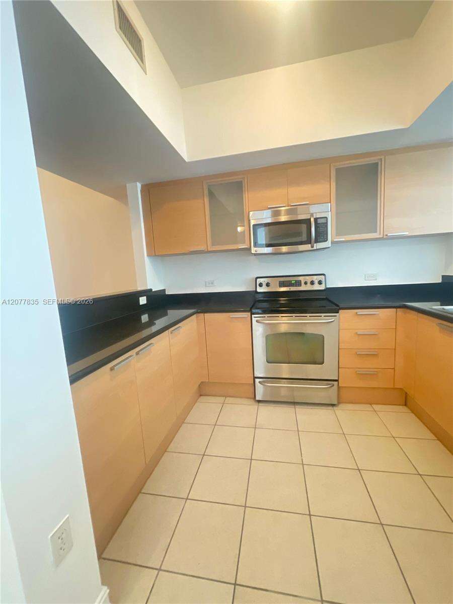 Hollywood Station Res | Unit #1016 Unit #1016 | Picture 7