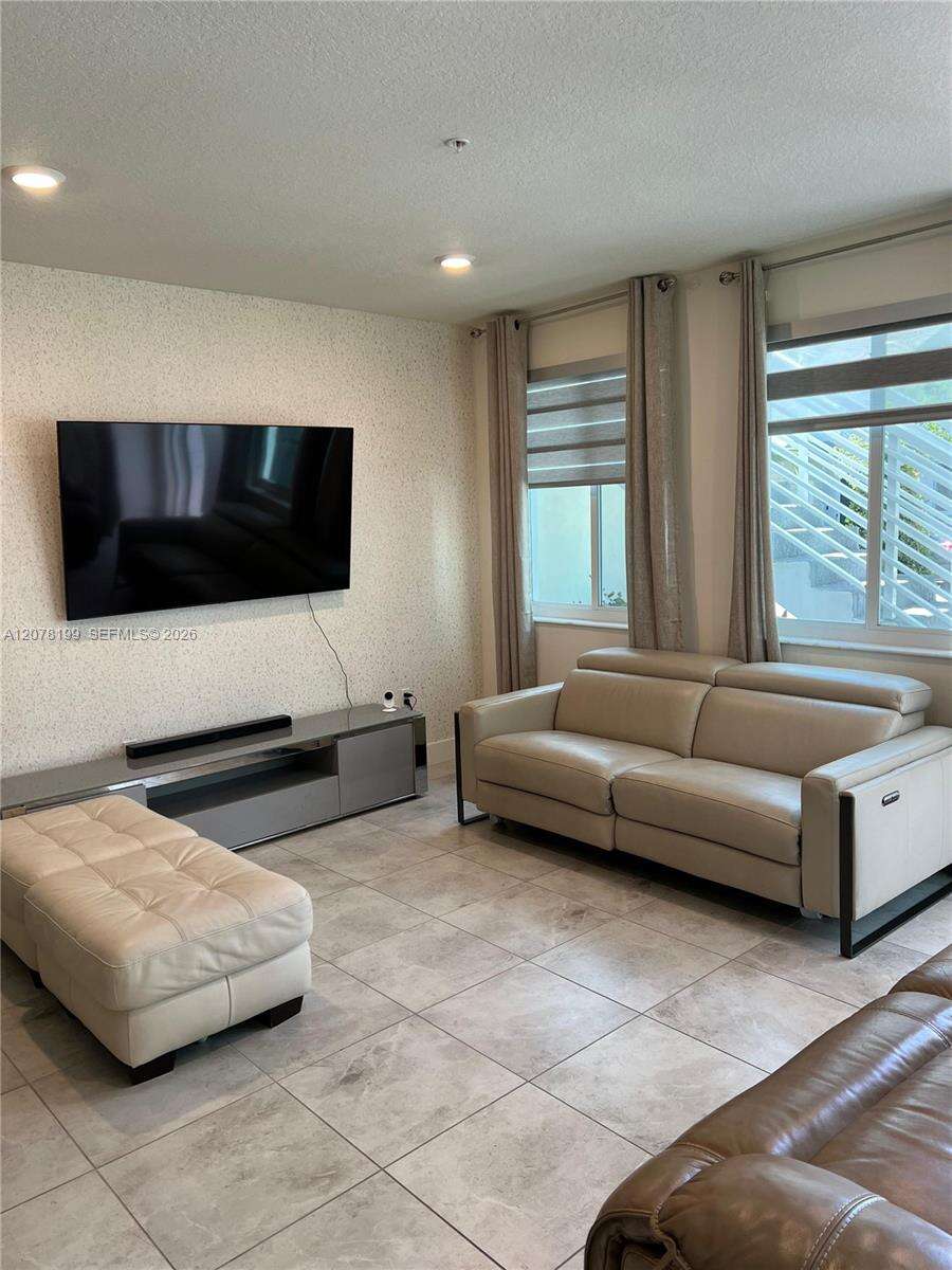 Landmark At Doral Condo No 5 | Unit #101 Unit #101 | Picture 3