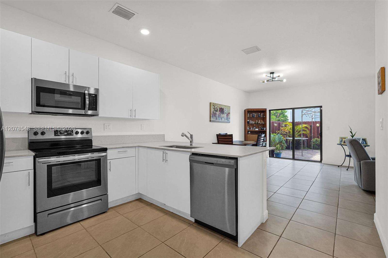 Lake Victoria Townhomes | N/A N/A | Picture 24