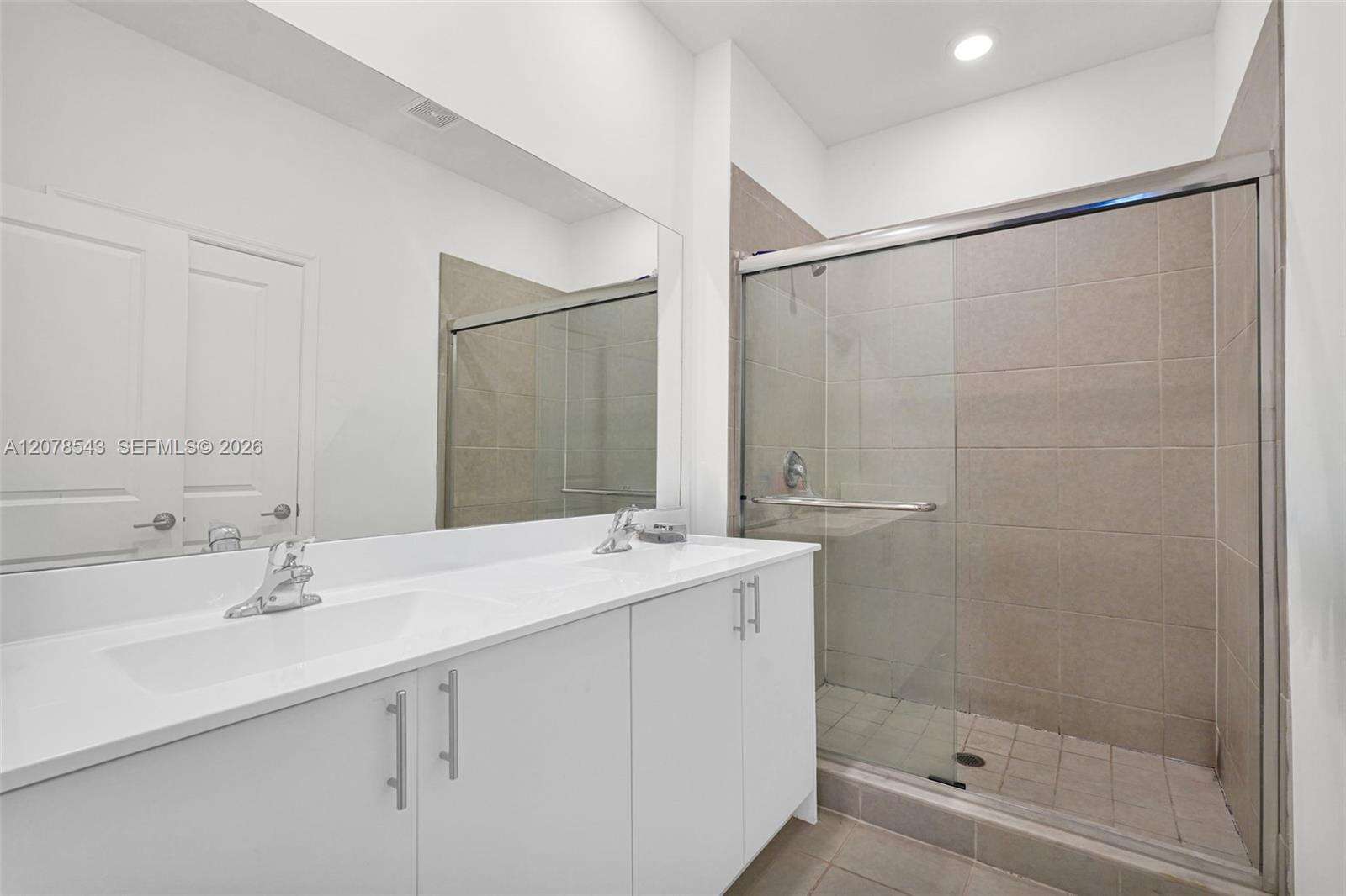 Lake Victoria Townhomes | N/A N/A | Picture 41