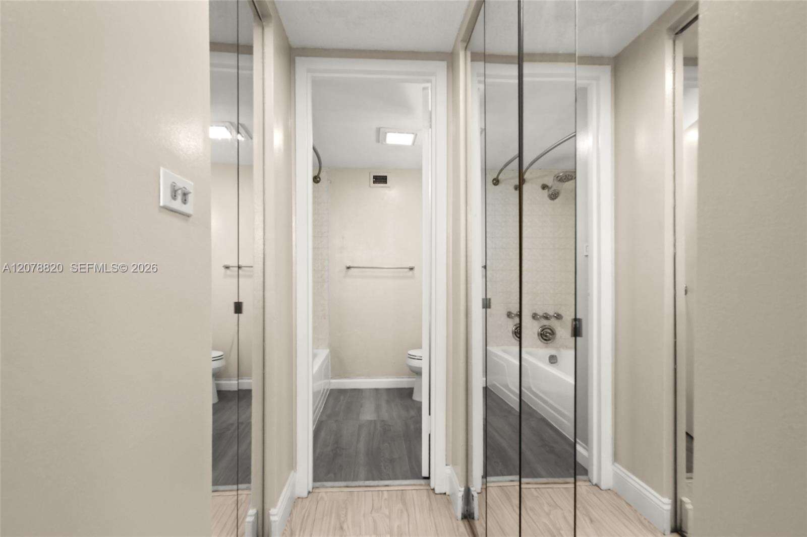 Bayview Towers Condo South Bldg | Unit #A1010 Unit #A1010 | Picture 15