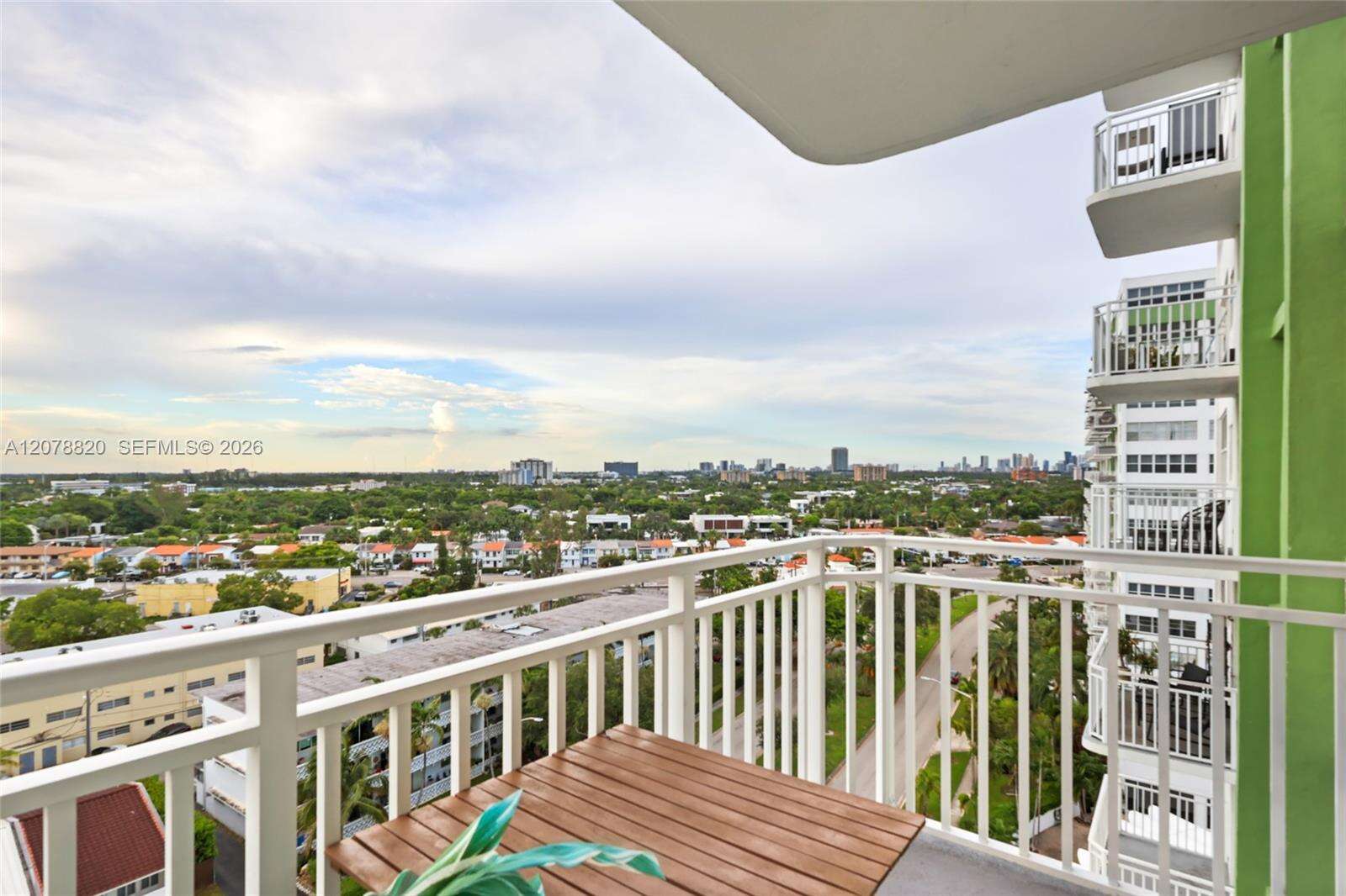 Bayview Towers Condo South Bldg | Unit #A1010 Unit #A1010 | Picture 20
