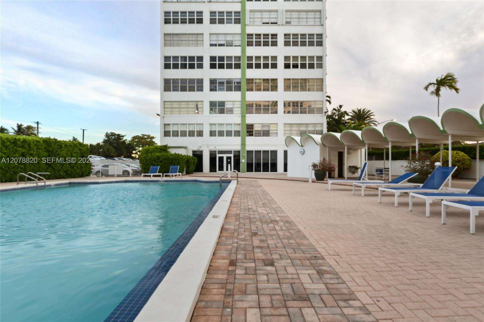 Bayview Towers Condo South Bldg | Unit #A1010 Unit #A1010 | Picture 23