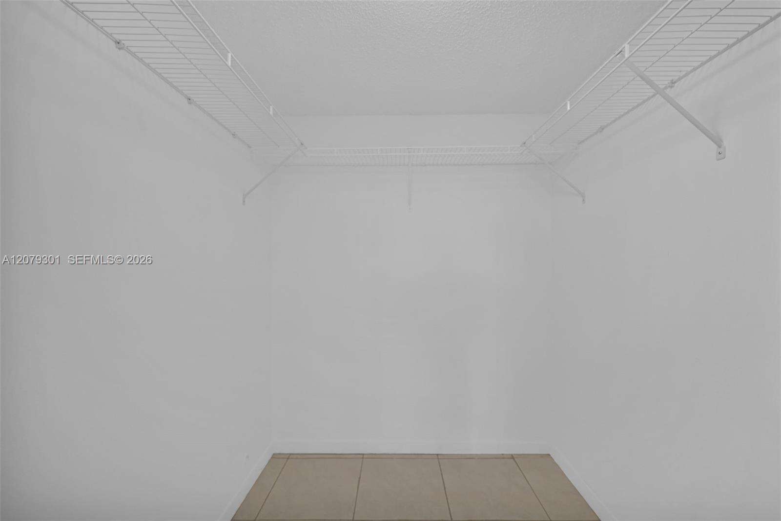 Lake Point Tower Condominium | Unit #109 Unit #109 | Picture 19