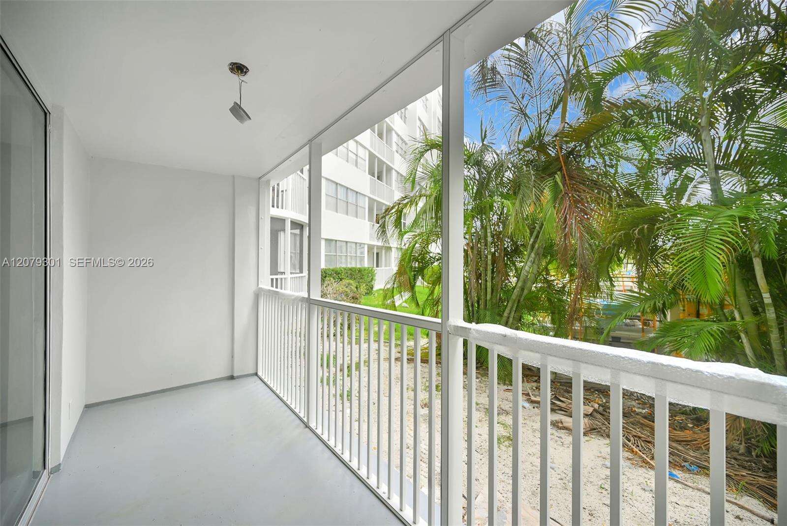 Lake Point Tower Condominium | Unit #109 Unit #109 | Picture 25