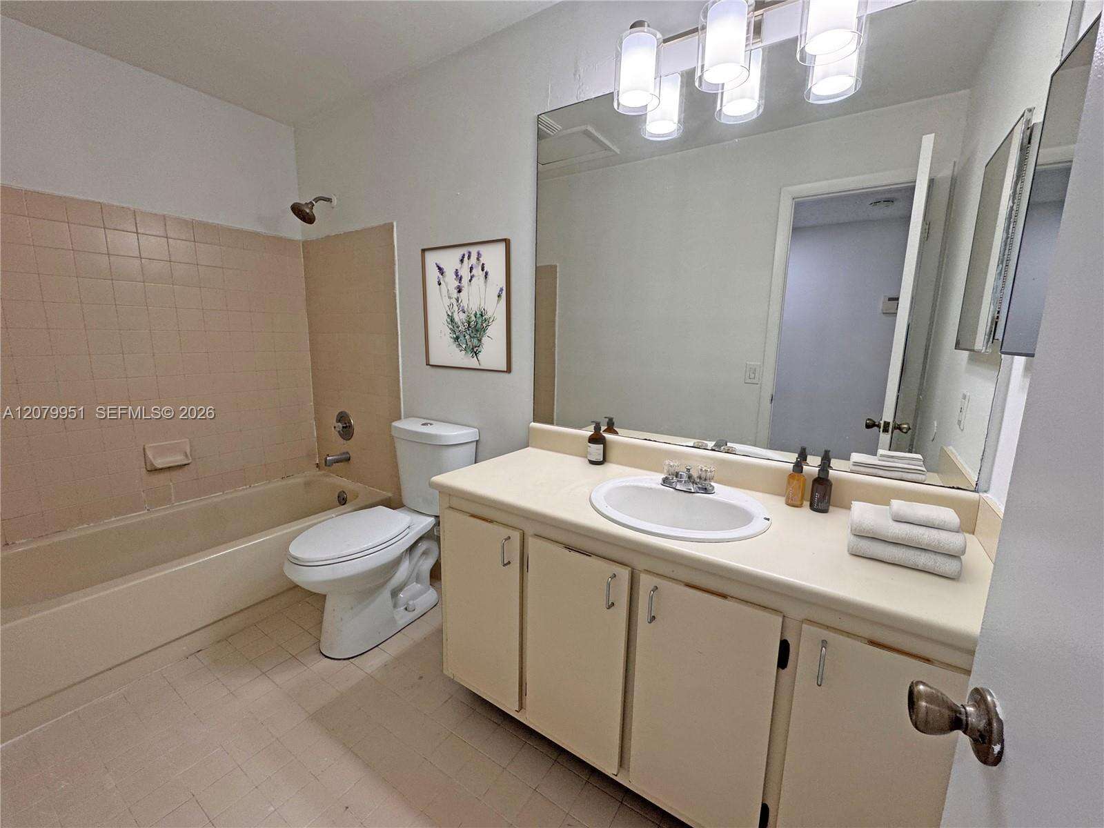 Countryside Village Condo No 4 | Unit #204 Unit #204 | Picture 11